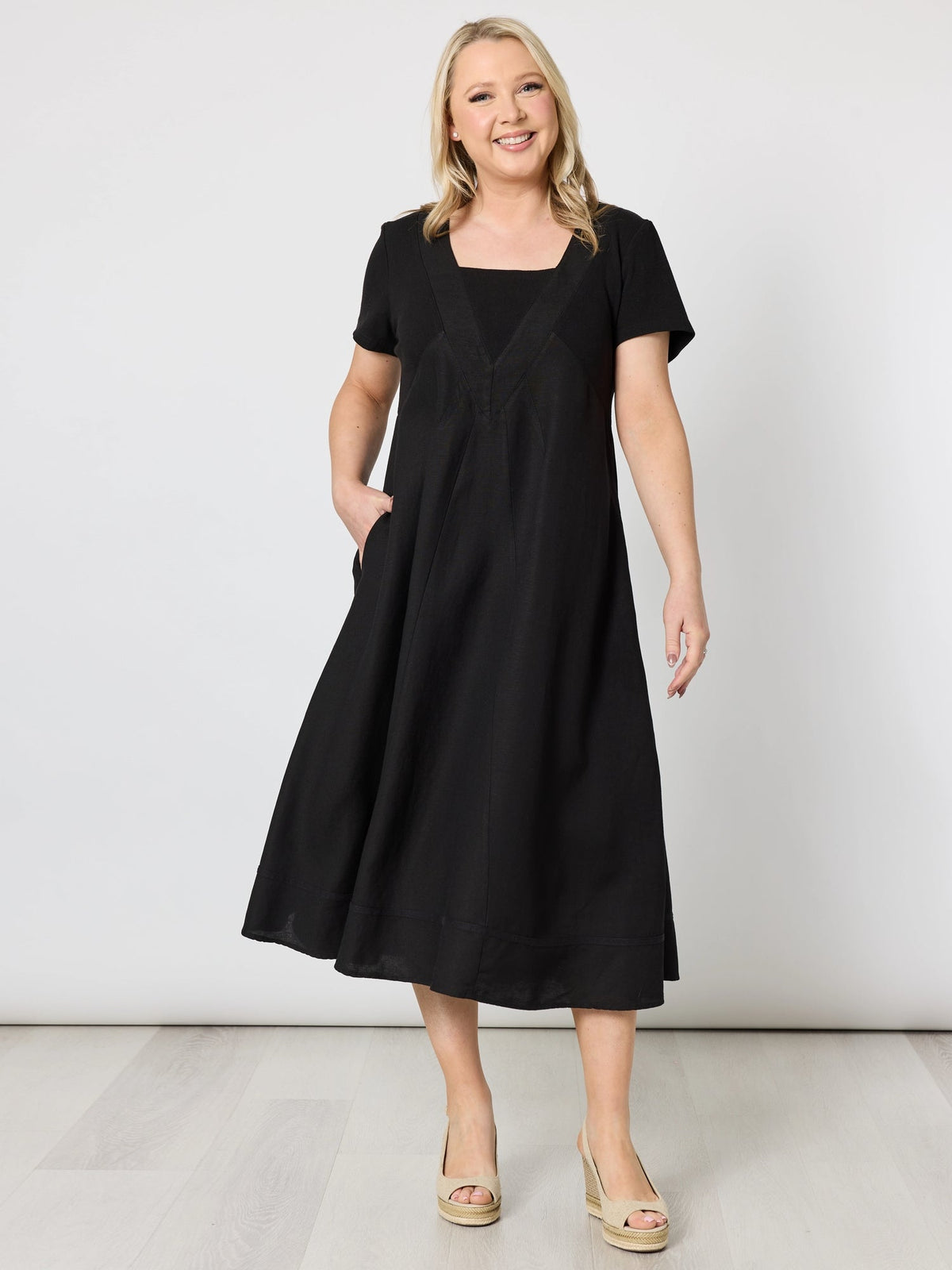 Gordon Smith Lino Le Marais Dress (Black)