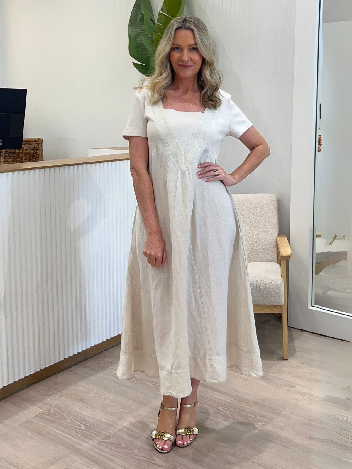 Gordon Smith Lino Le Marais Dress (Natural)
