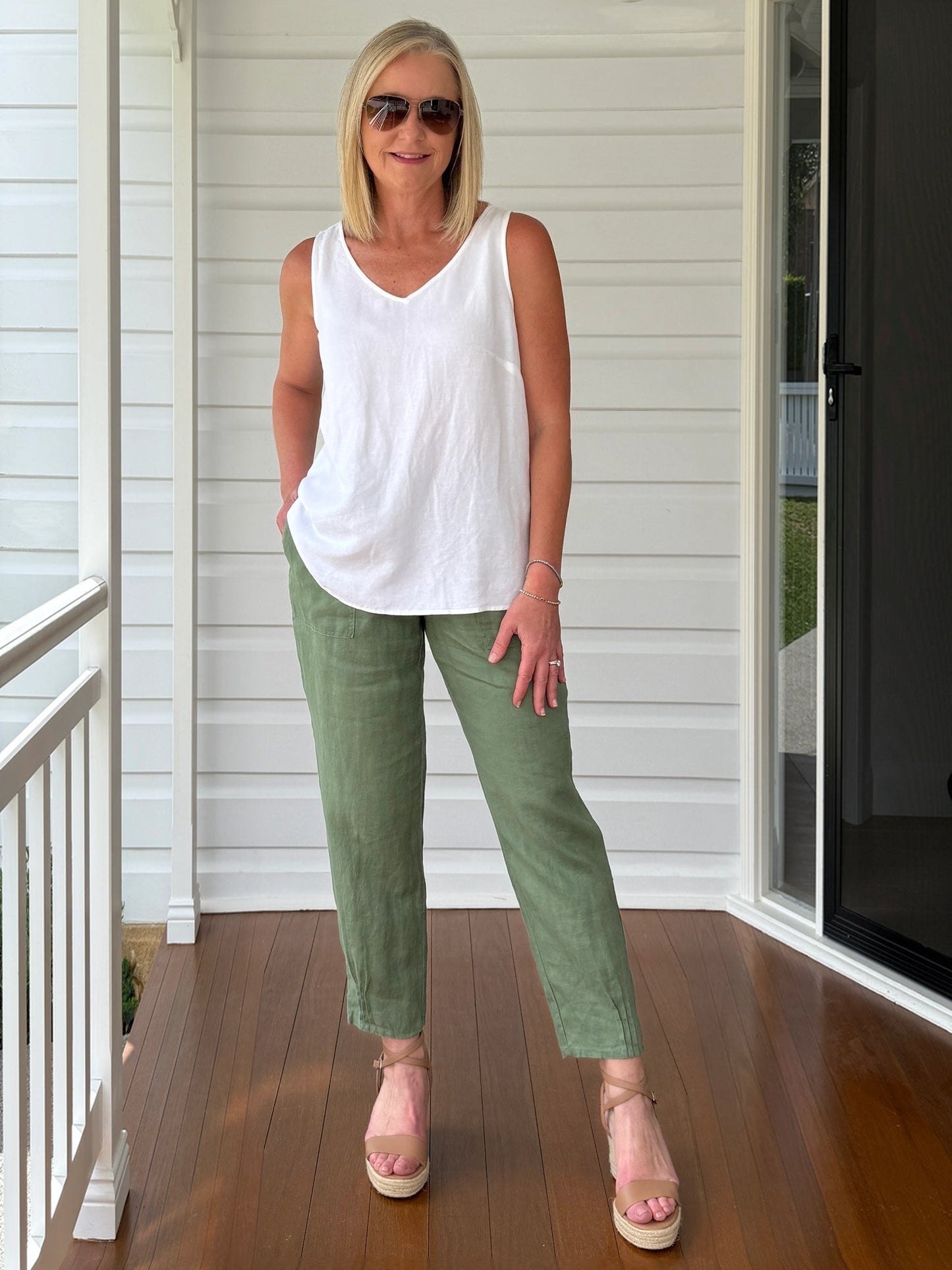 Gordon Smith Sarah Linen Pleat Hem Pant (Khaki)