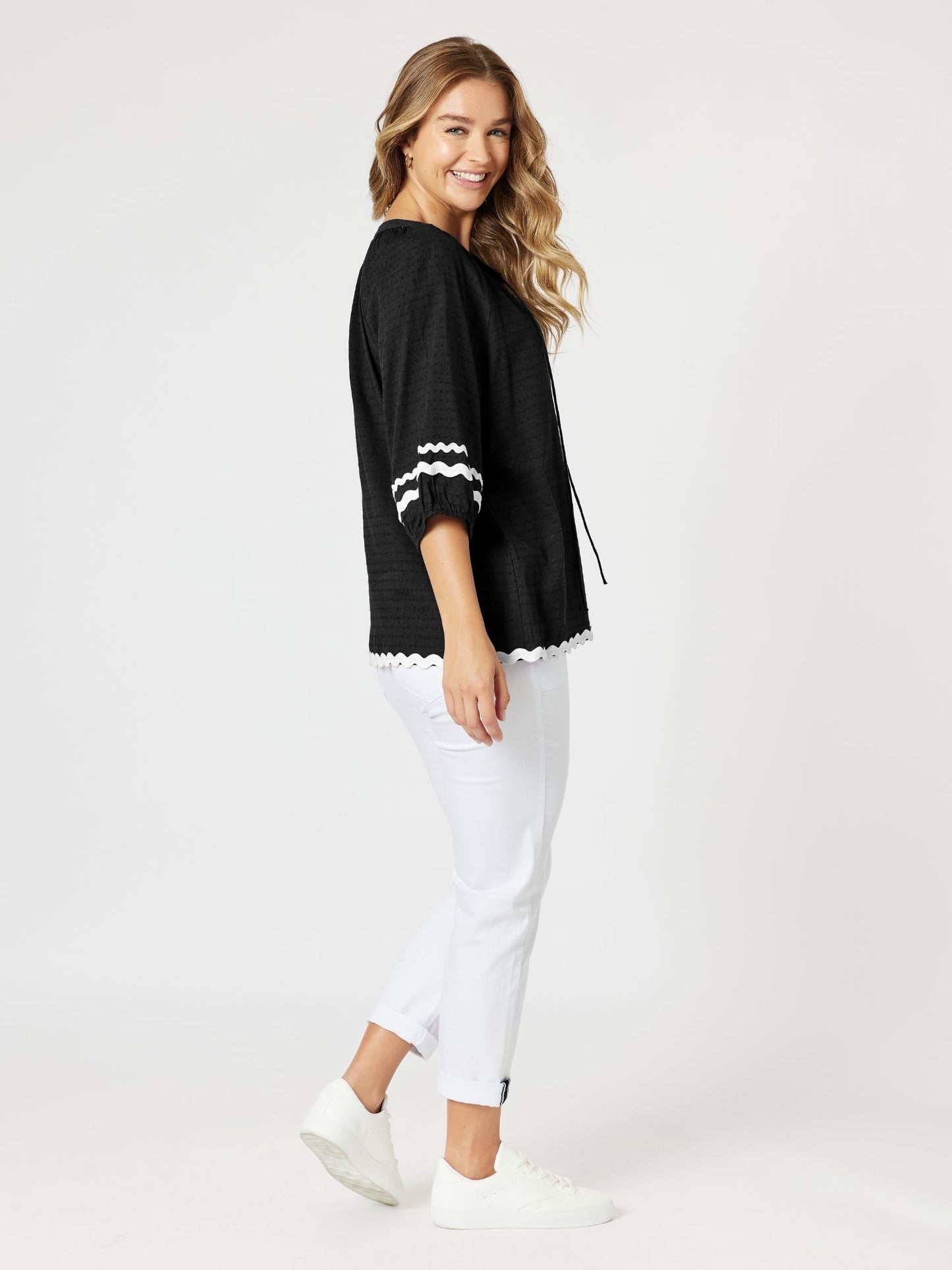 Threadz Ric Rac Top (Black)