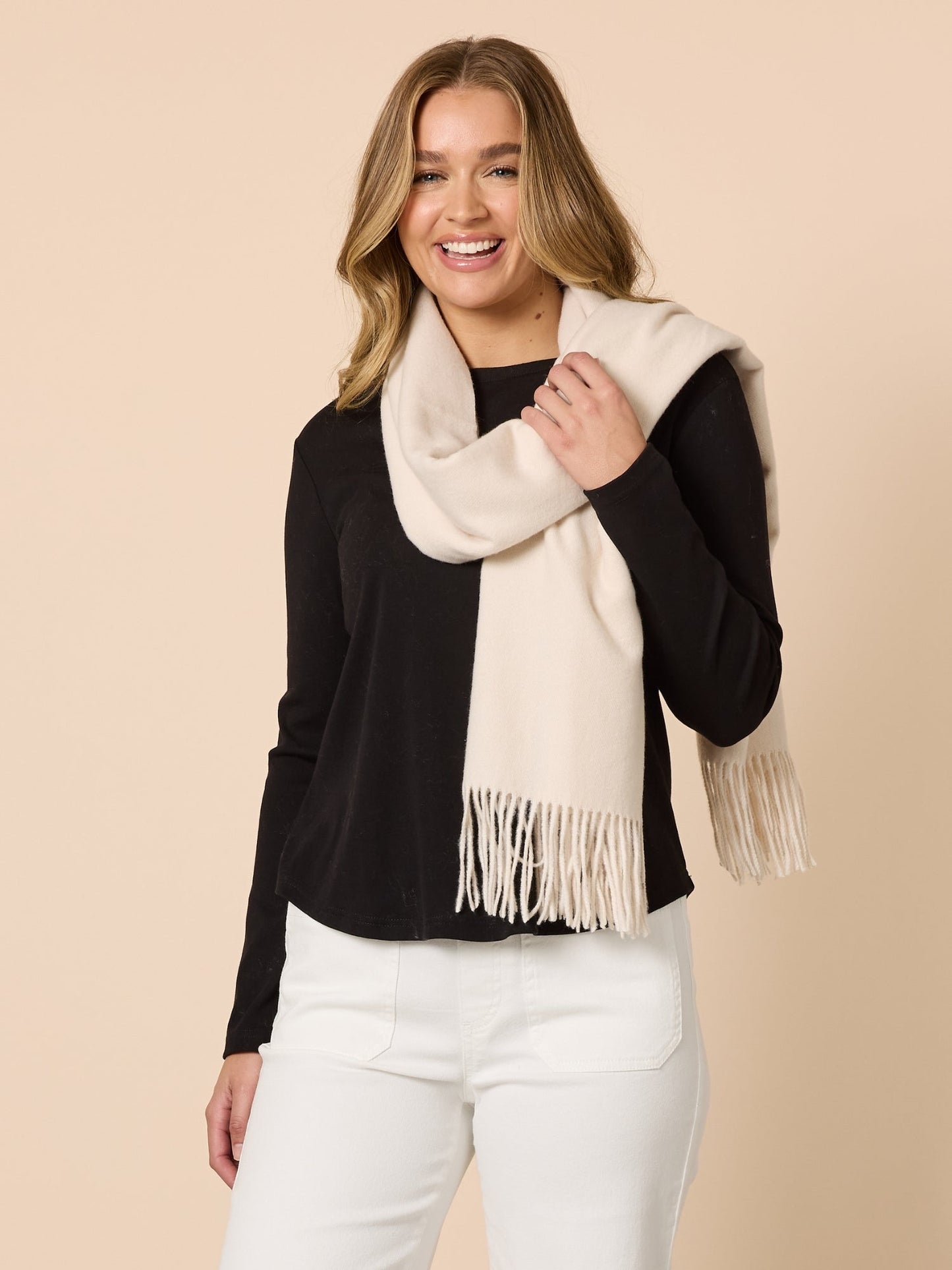 Threadz Cosy Fringe Scarf (Chalk)