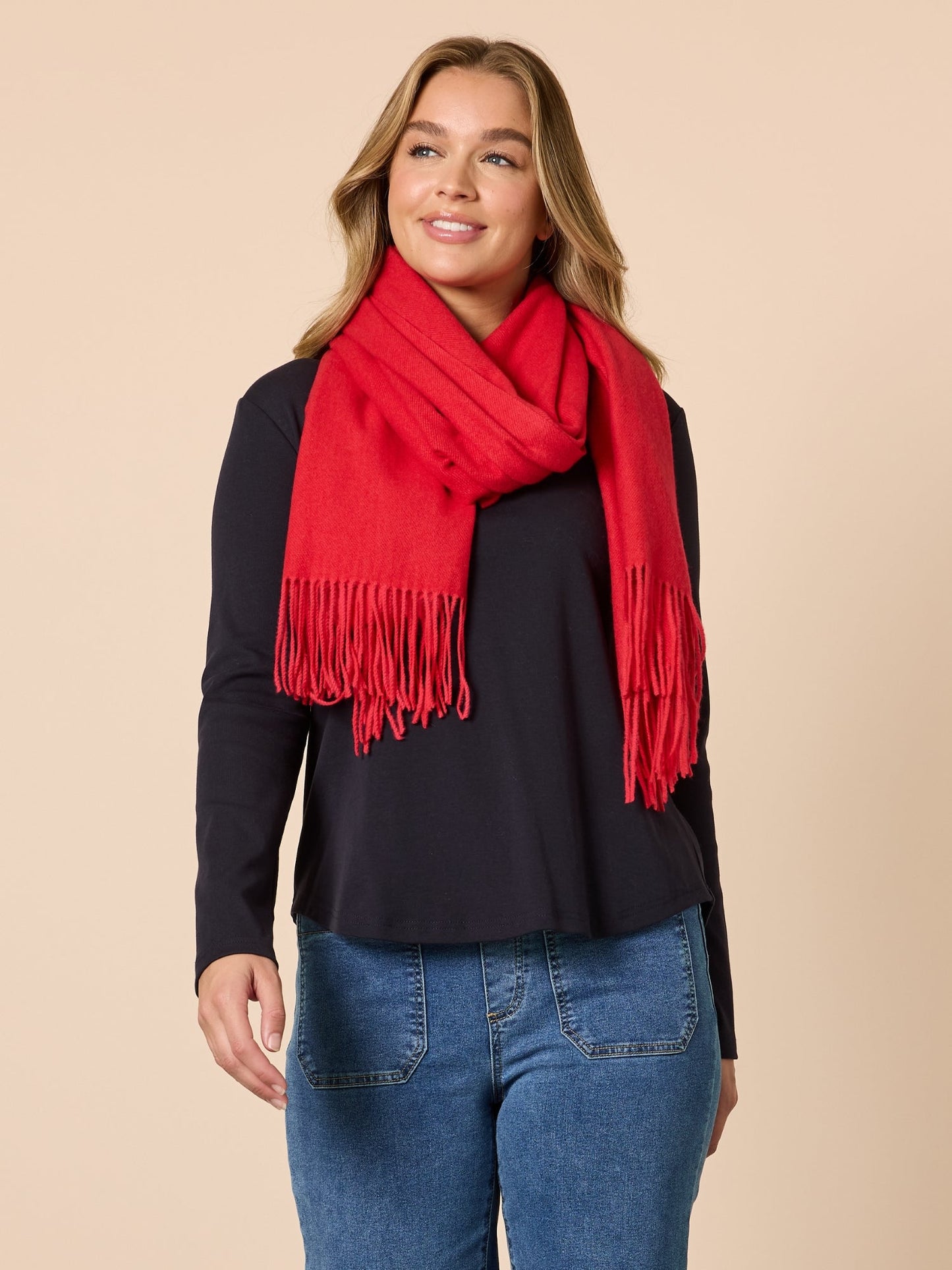 Threadz Cosy Fringe Scarf (Red)