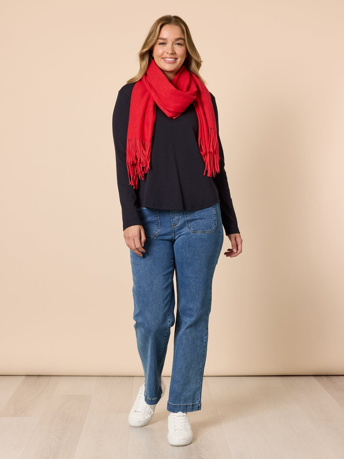 Threadz Cosy Fringe Scarf (Red)