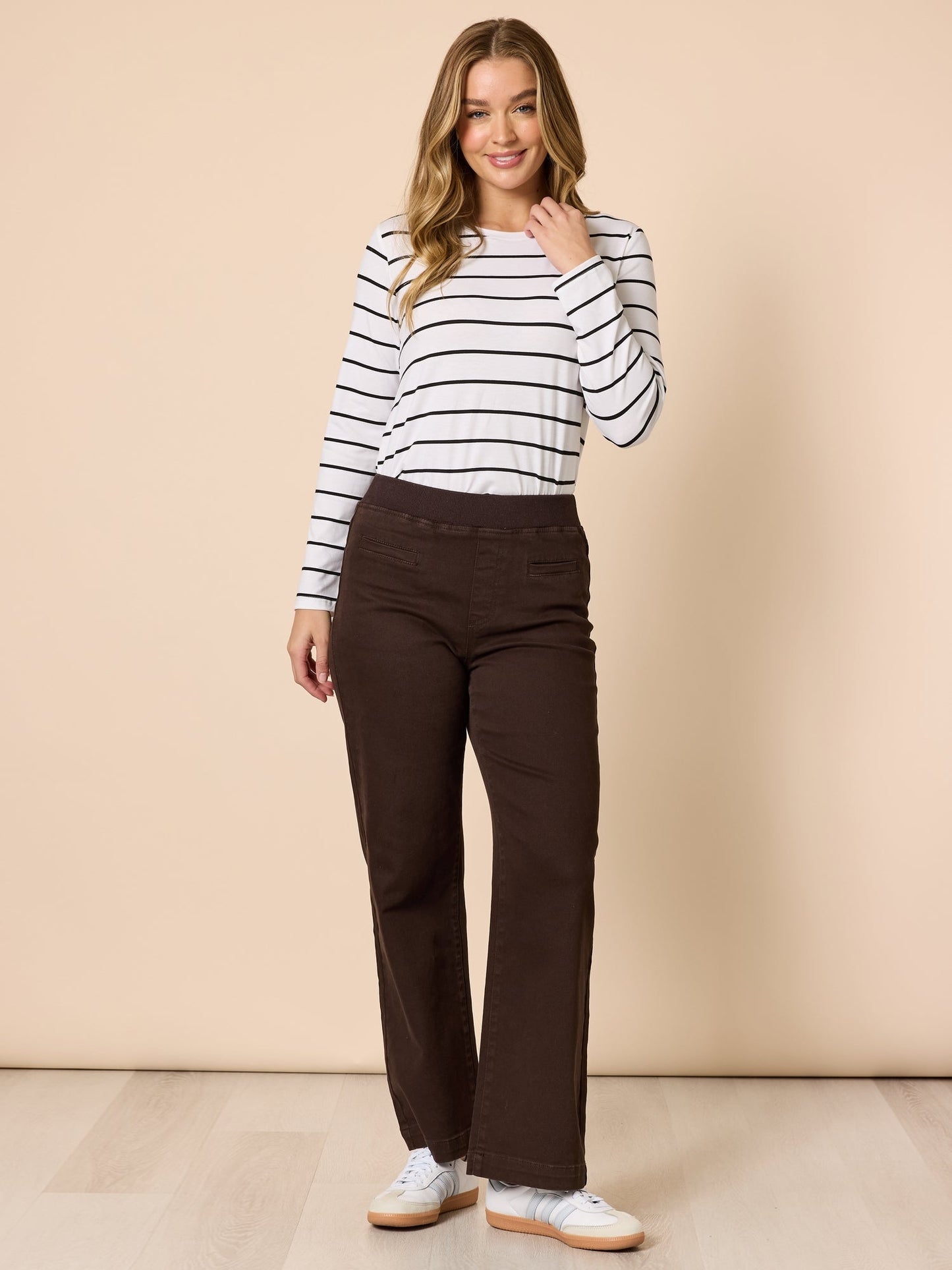 Threadz Maddy Pull on Wide Leg Jean (Chocolate)