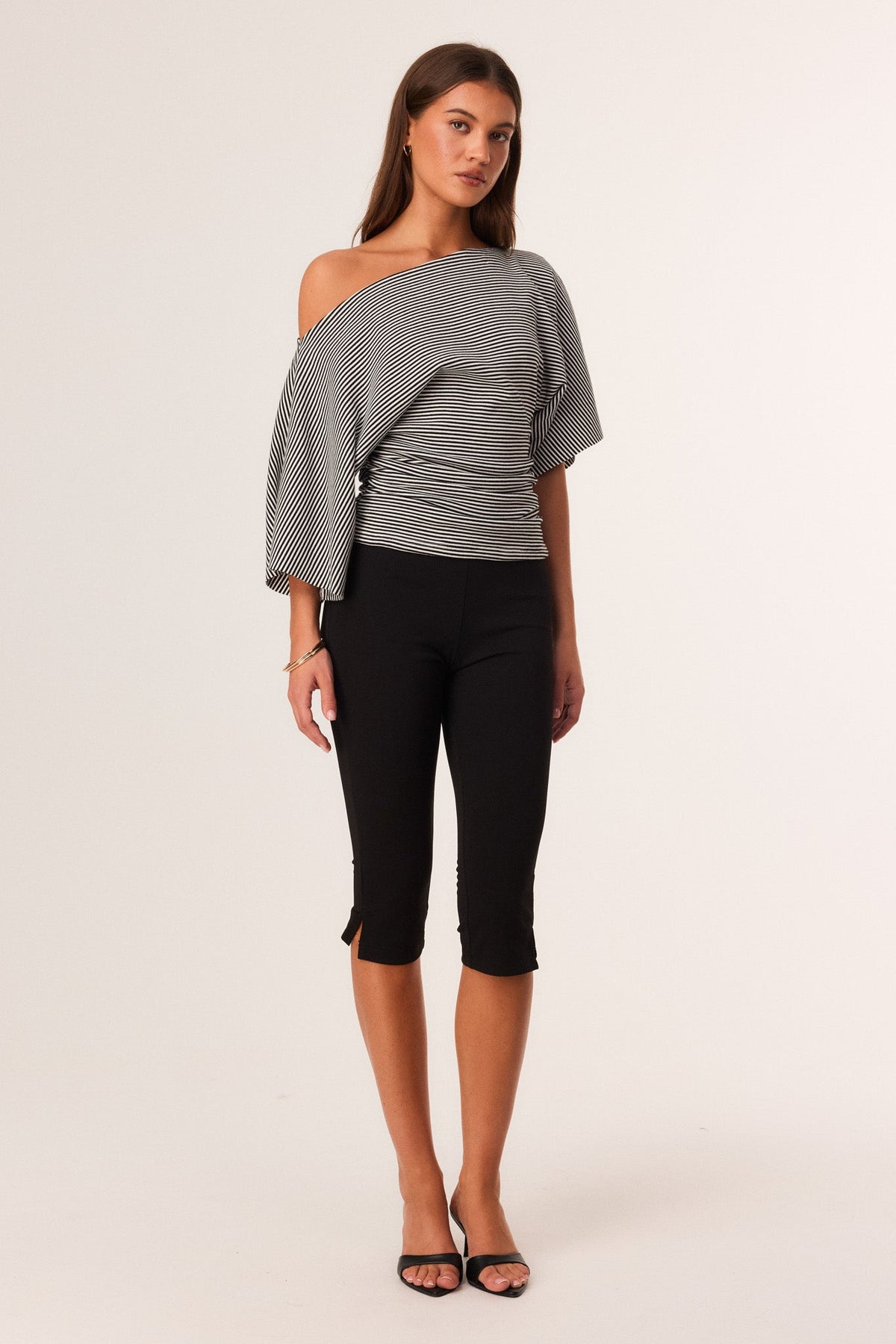 SNDYS SASSA TOP (Black Stripe)