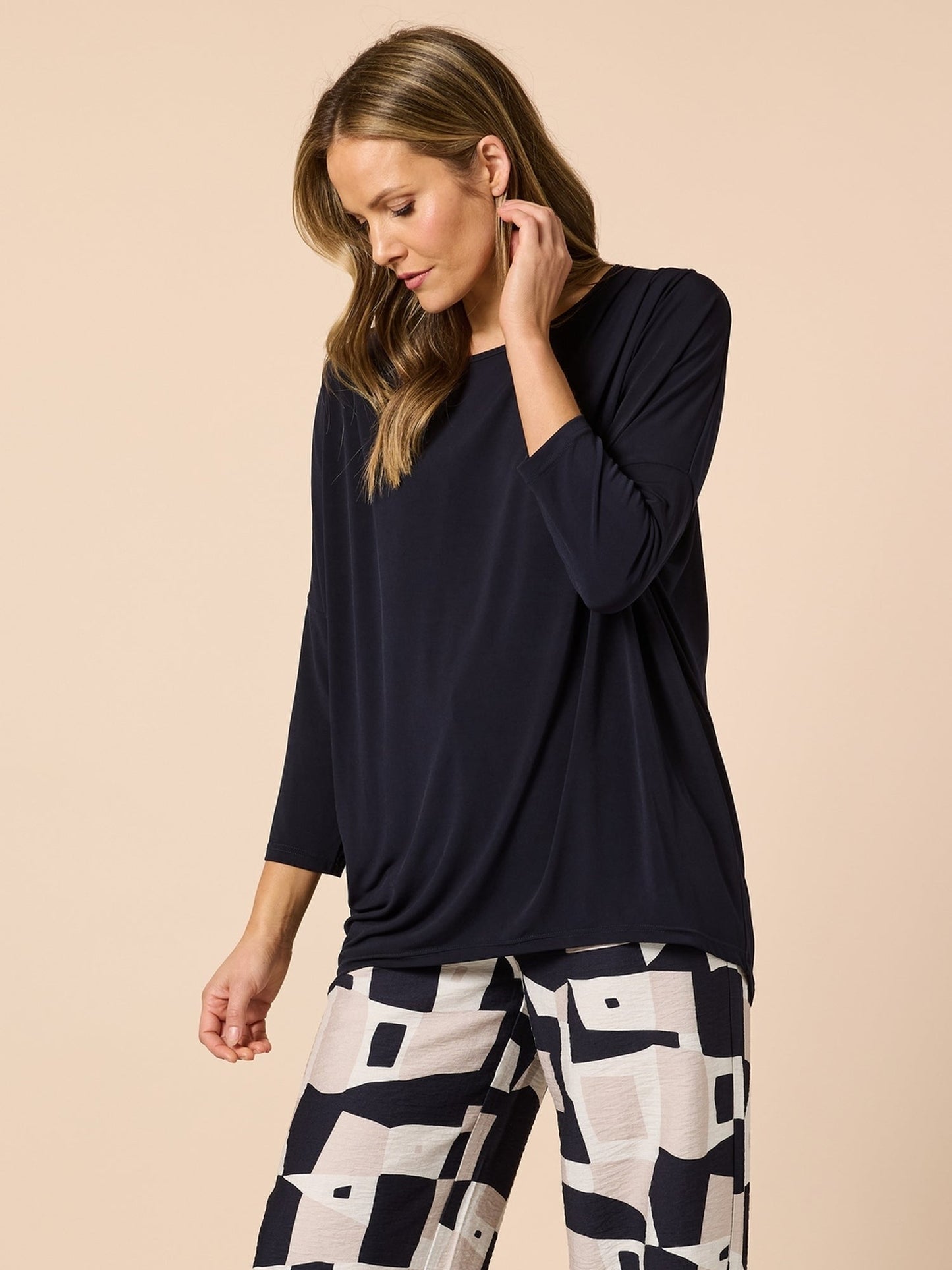 Clarity Travellers Pleat Top (Navy)