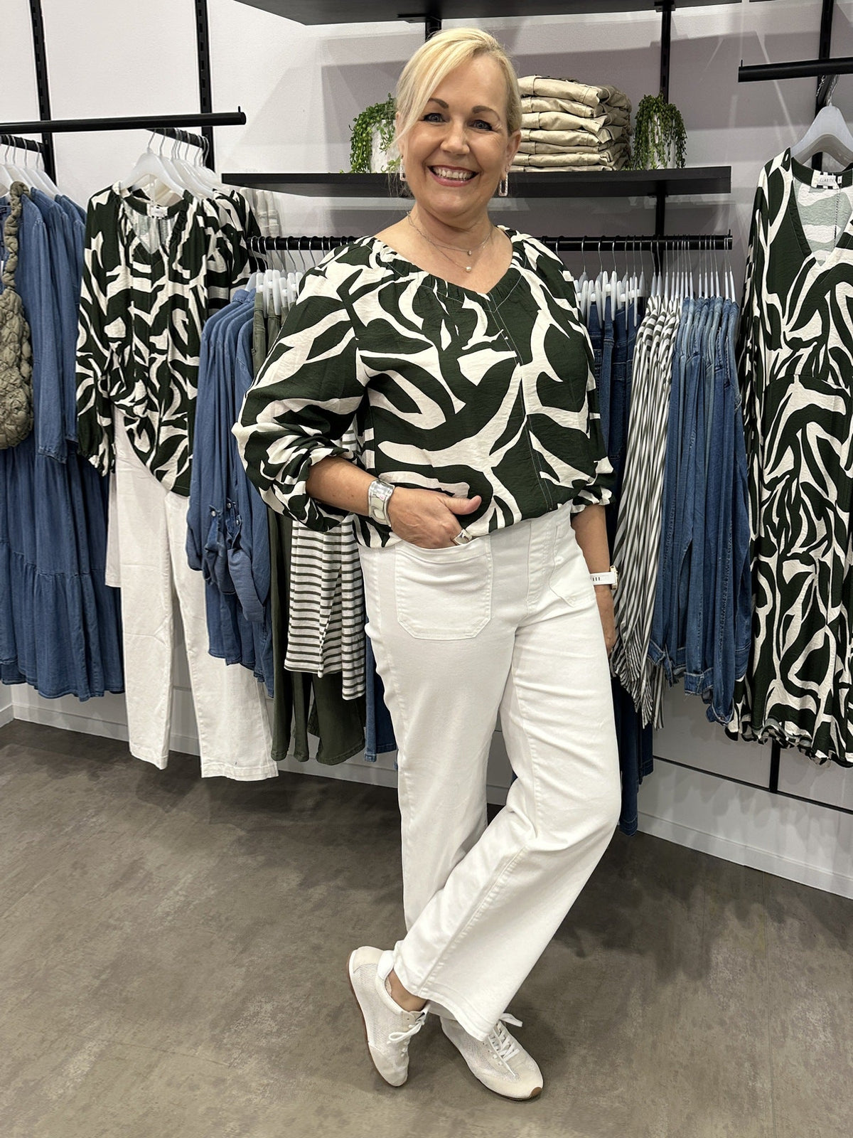 Clarity Lyon Print Top (Khaki Ivory)