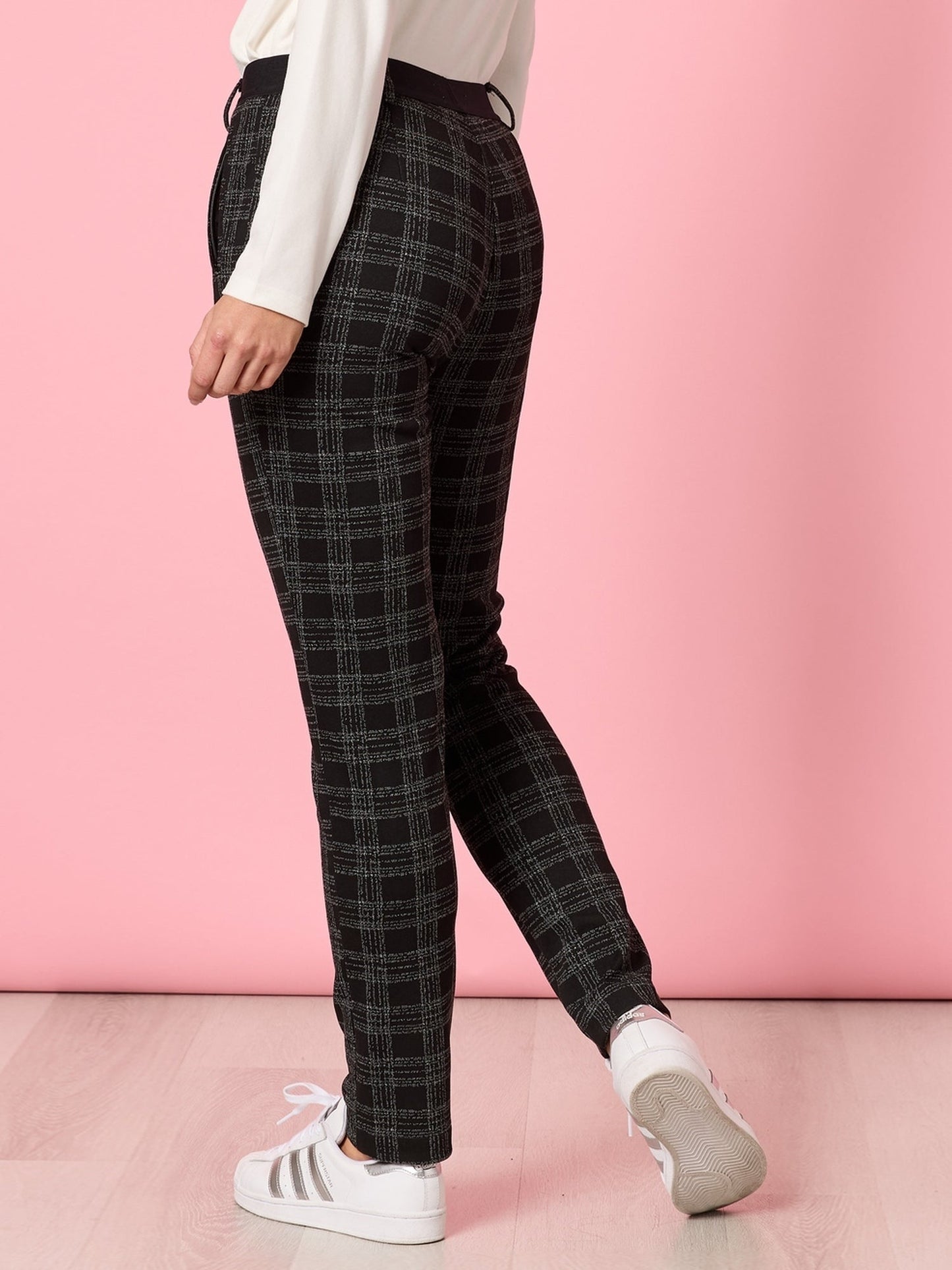 Clarity Cannes Check Pant (Black)