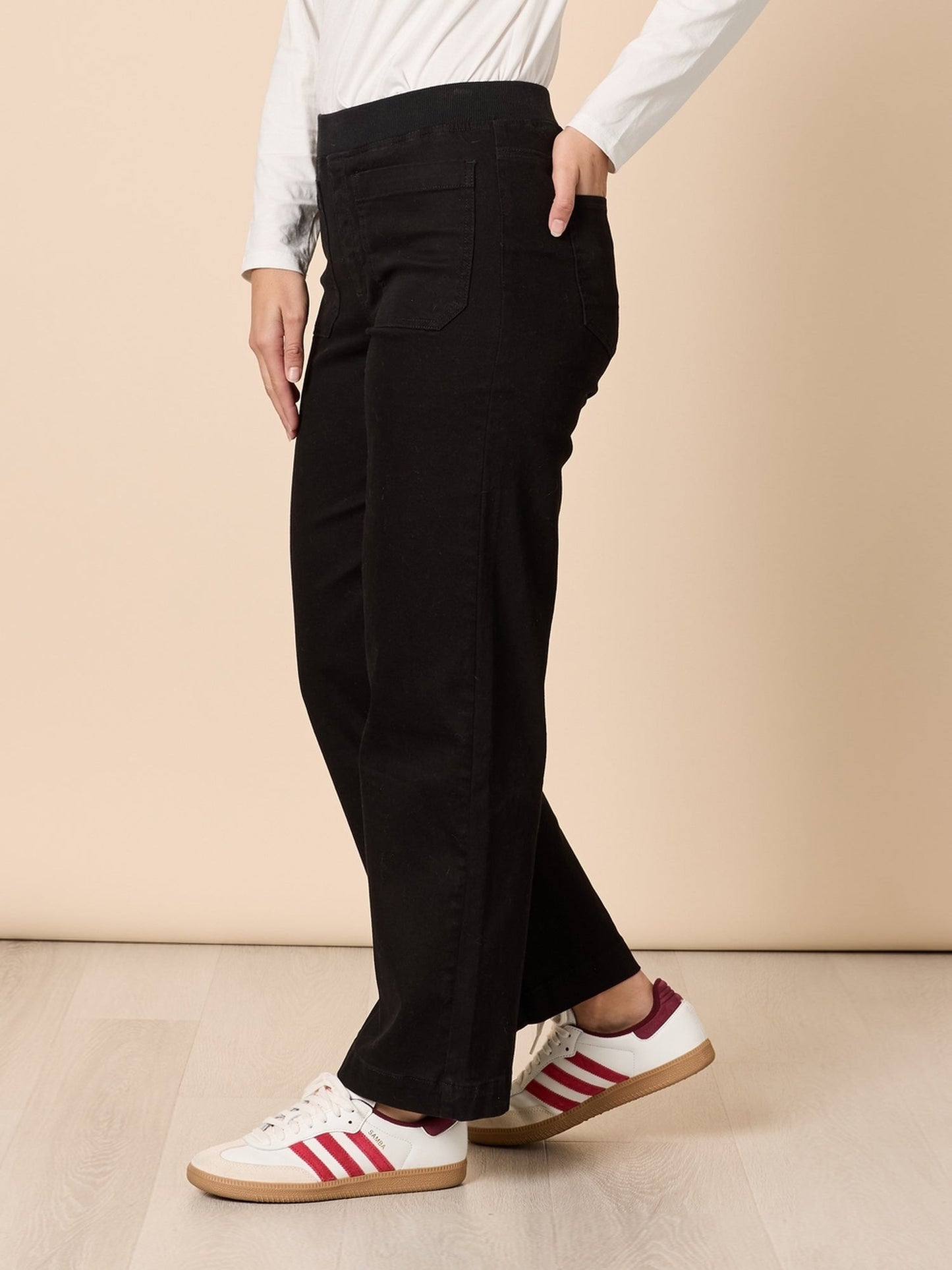 Threadz Carpenter Stretch Wide Leg Pull On Denim Jean (Black)