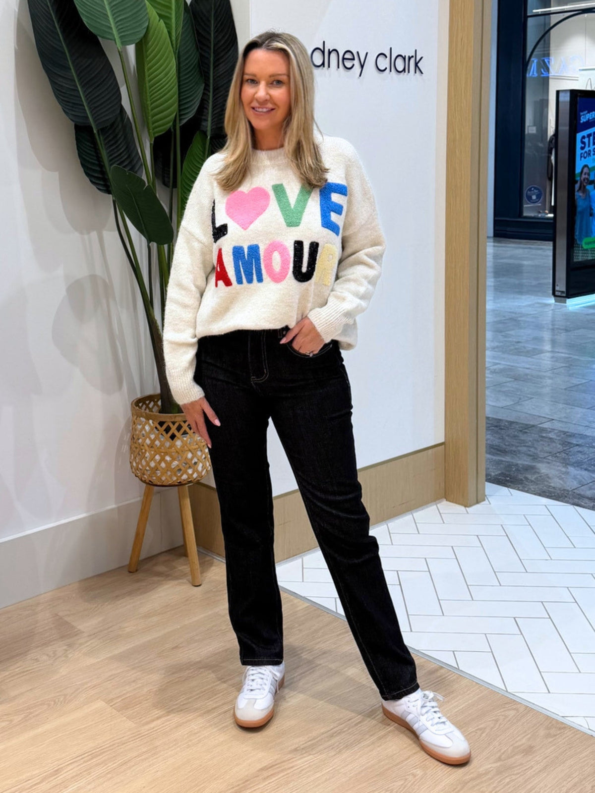 Threadz Love Amour Knit (Natural)