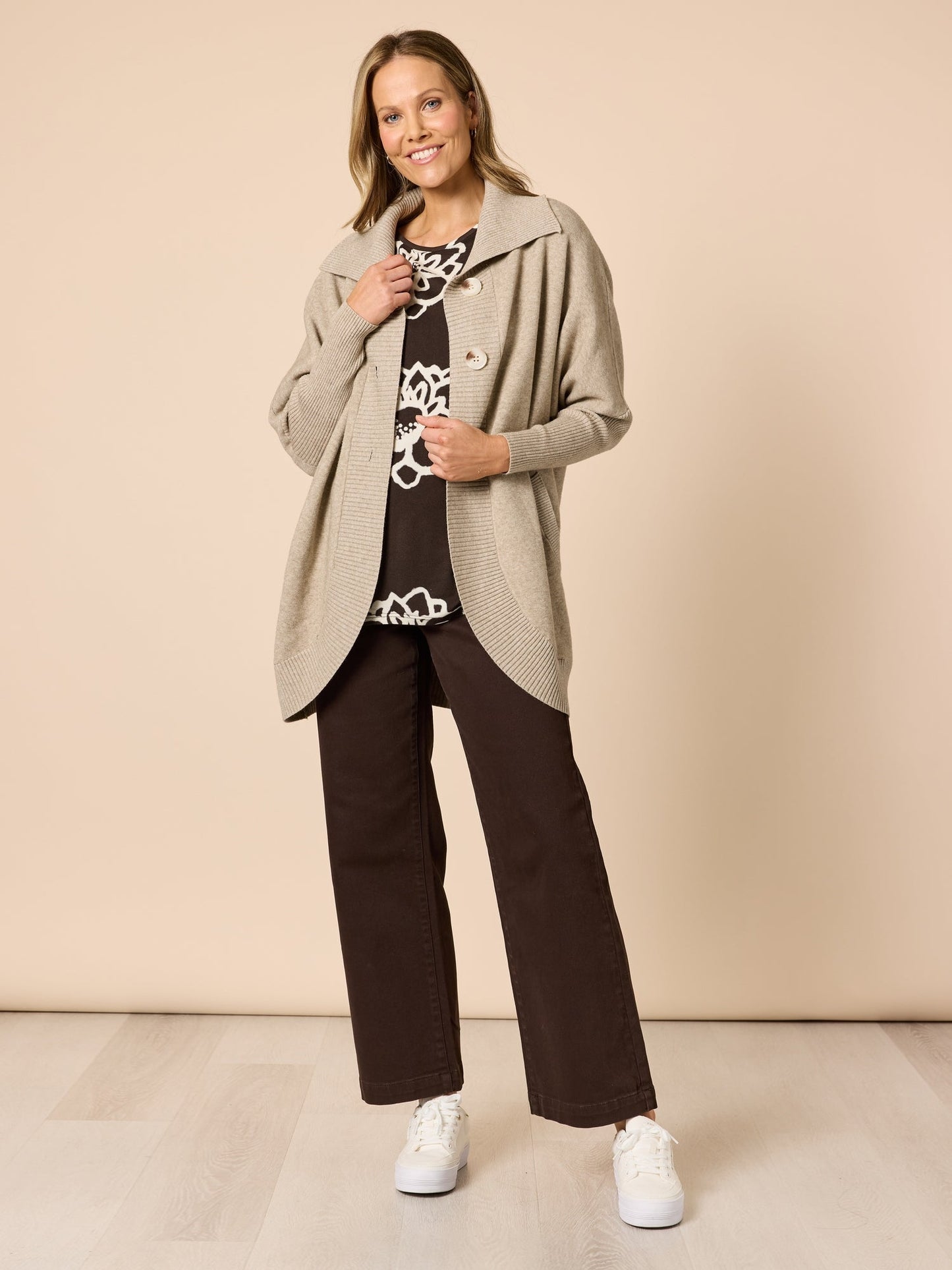 Clarity Florentine Top (Coffee Ivory)