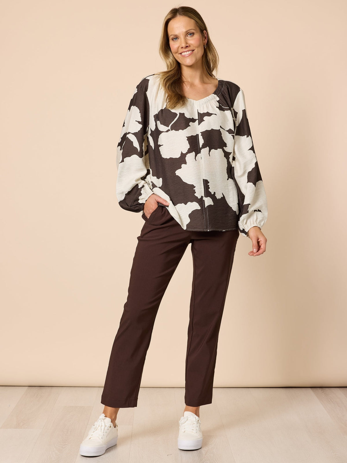 Clarity Toulouse Top (Coffee Ivory)