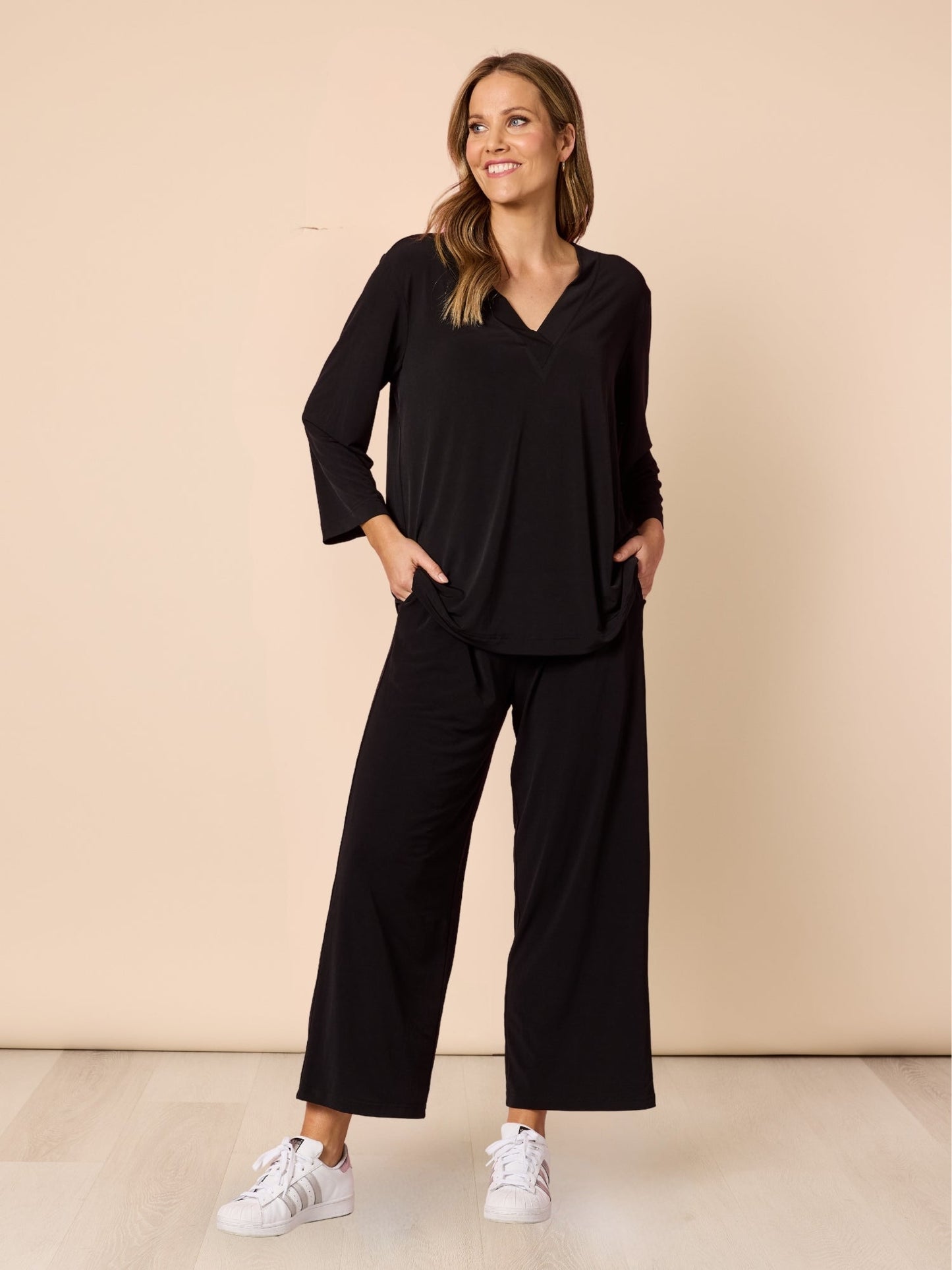Clarity Traveller Wide Leg Pant (Black)