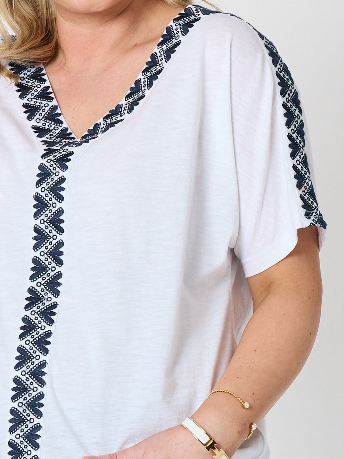 Gordon Smith Embroidered Chevron Cotton T-shirt (White/Navy)