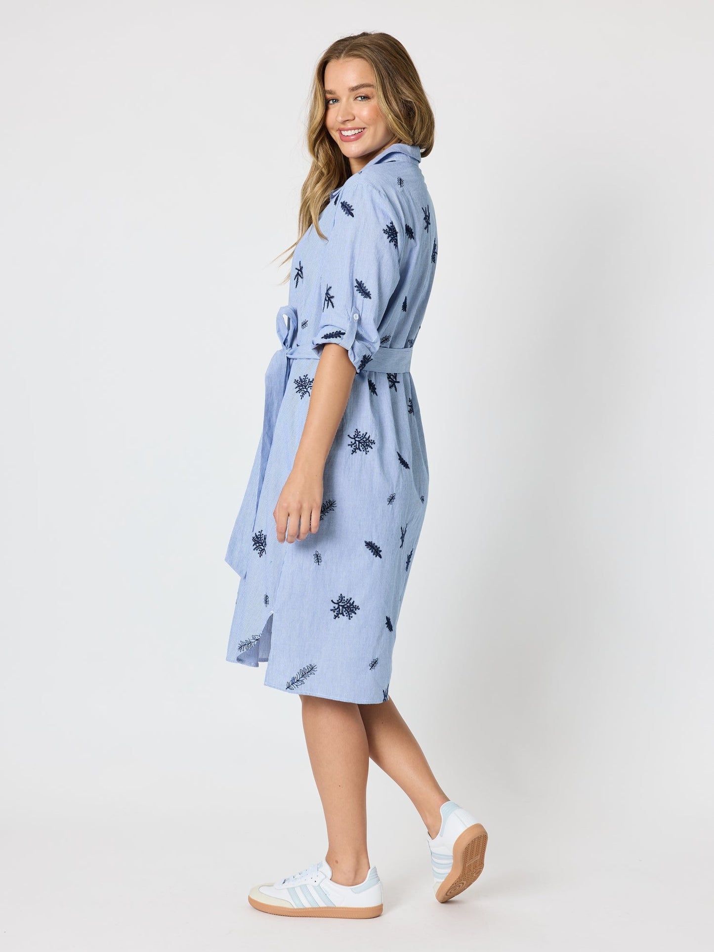 Threadz Botanica Floral Embroidered Shirt Dress (Navy/White)