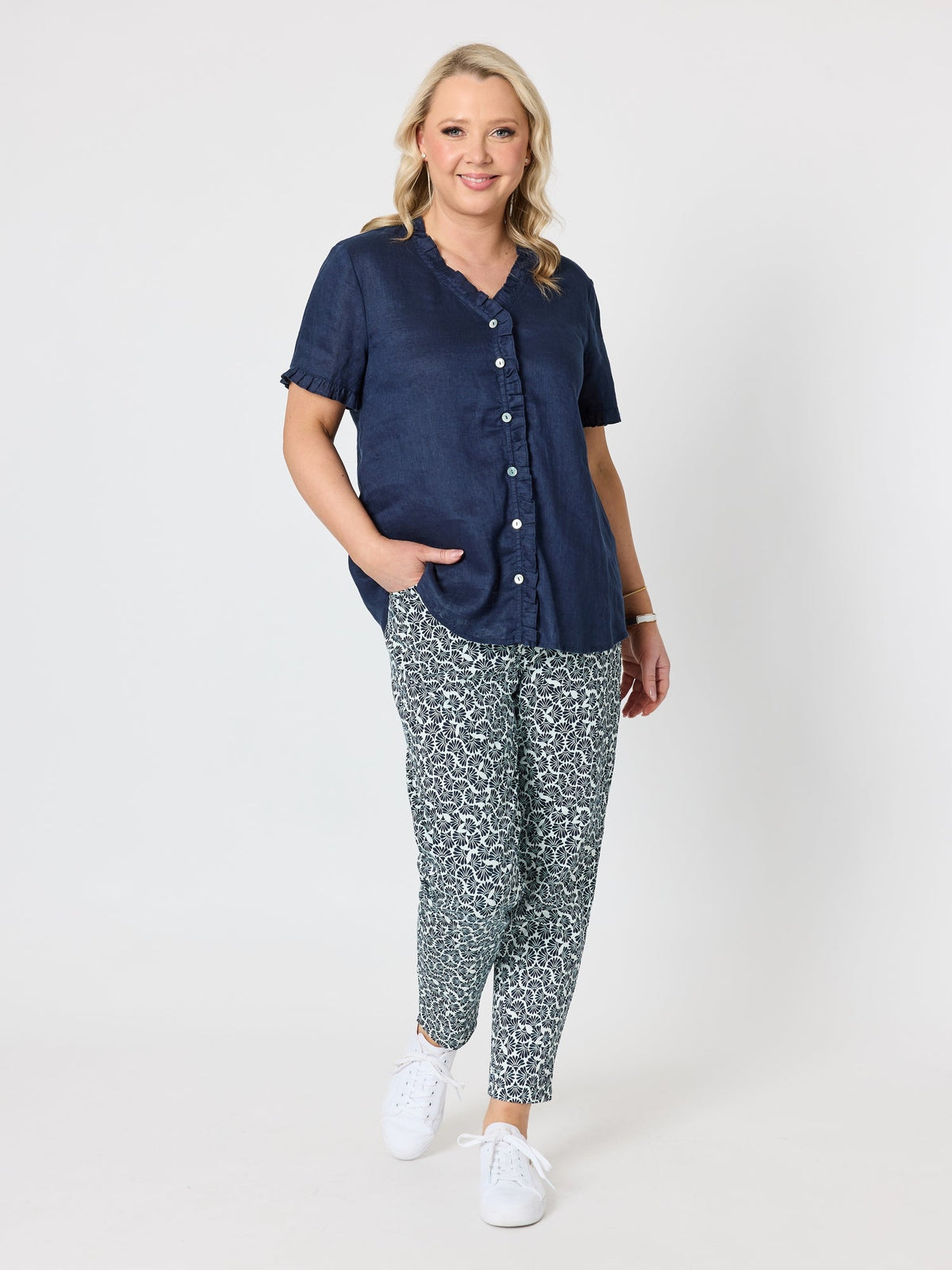 Gordon Smith Oasis Print Slim Leg Pant (Navy/White)
