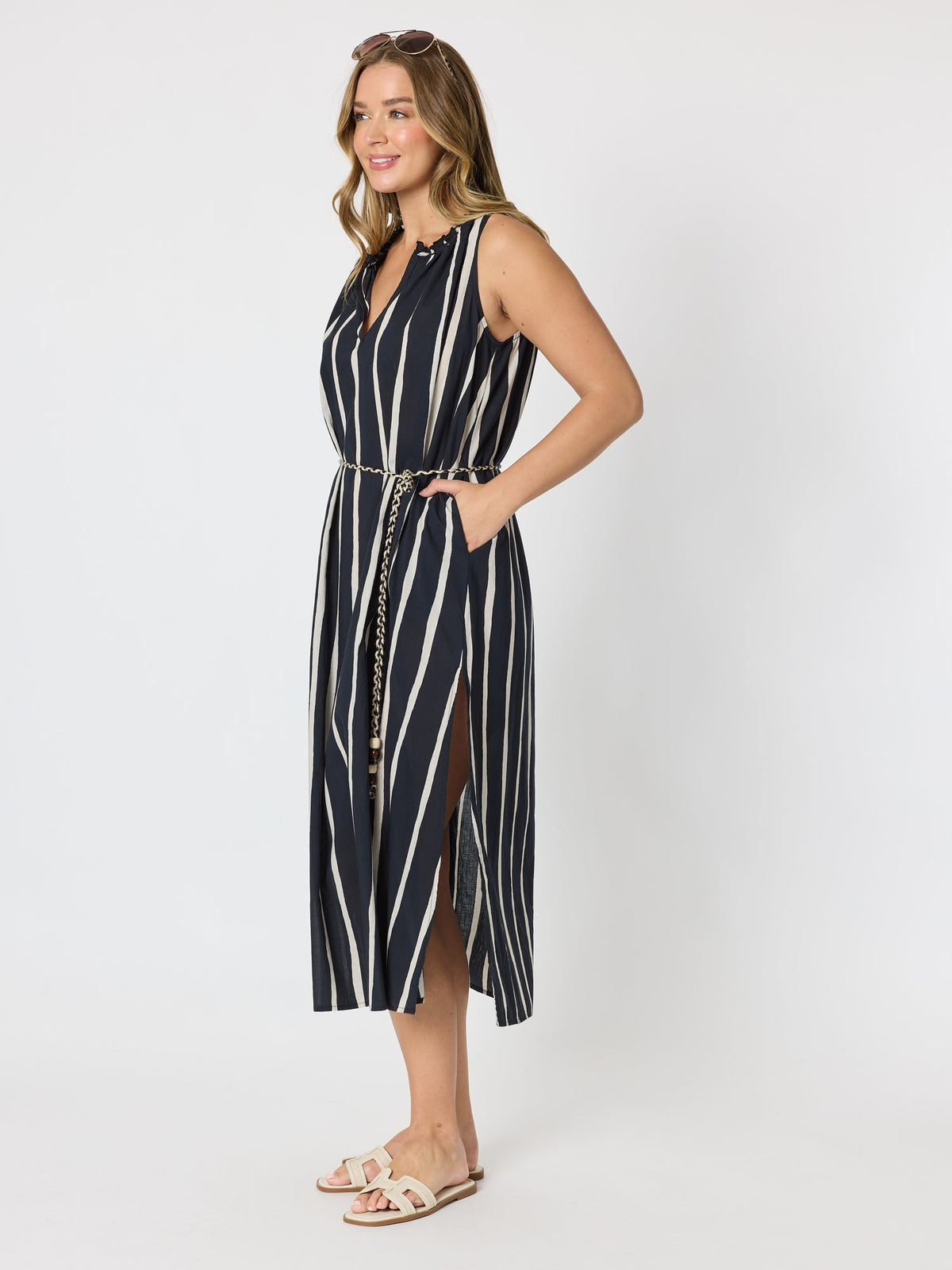 Threadz Sunset Safari Sleeveless Stripe Print Dress (Black/Ivory)