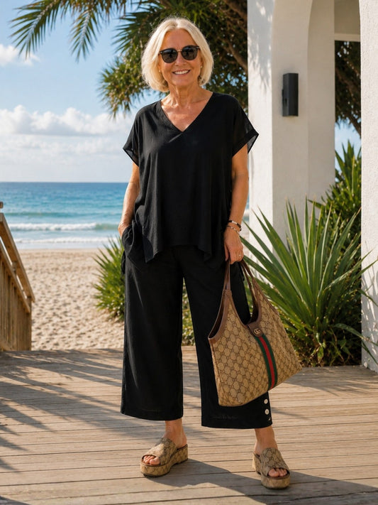 Clarity Traveller Angle Hem Top (Black)