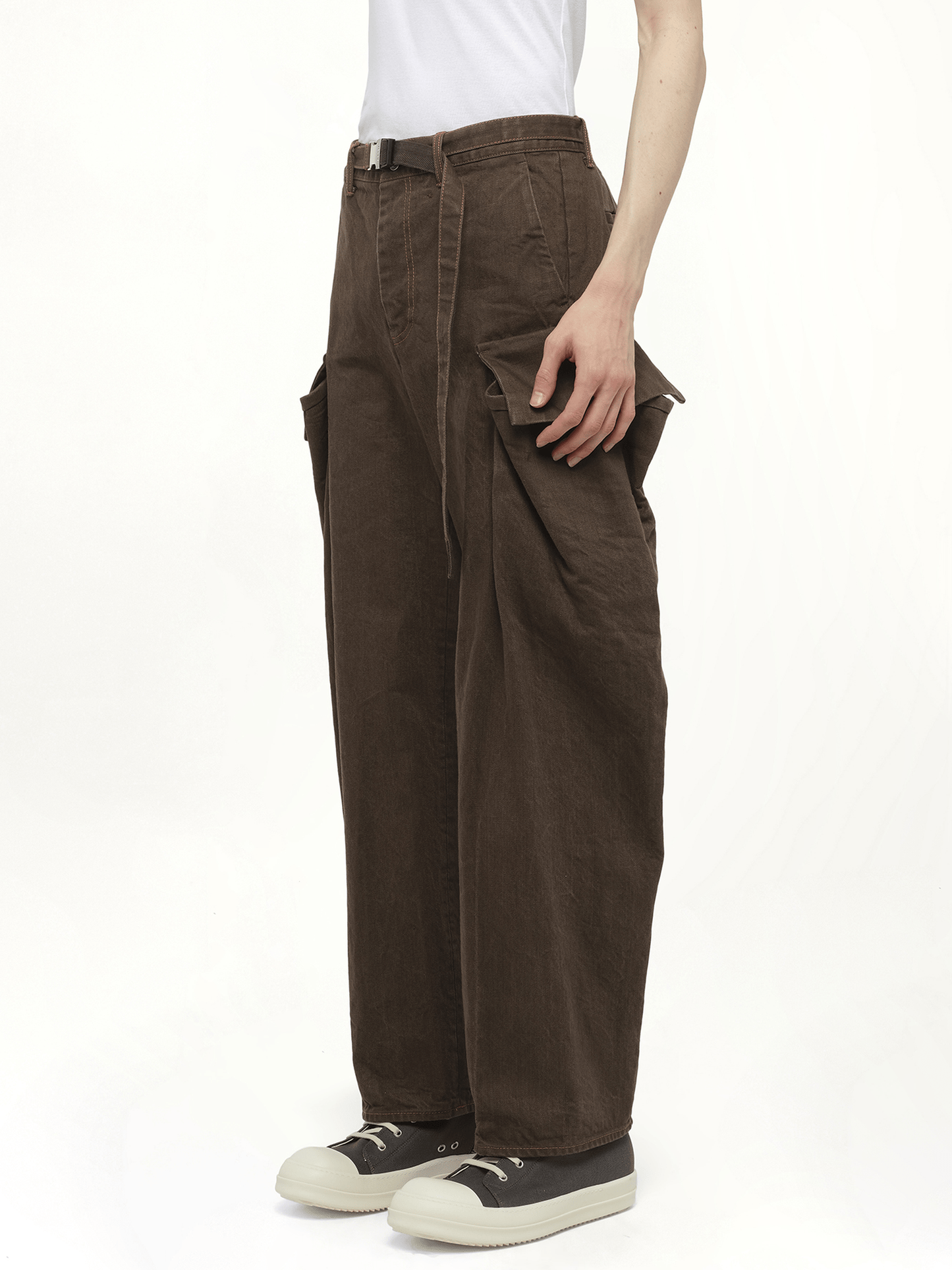SACAI Denim Pants (Brown)