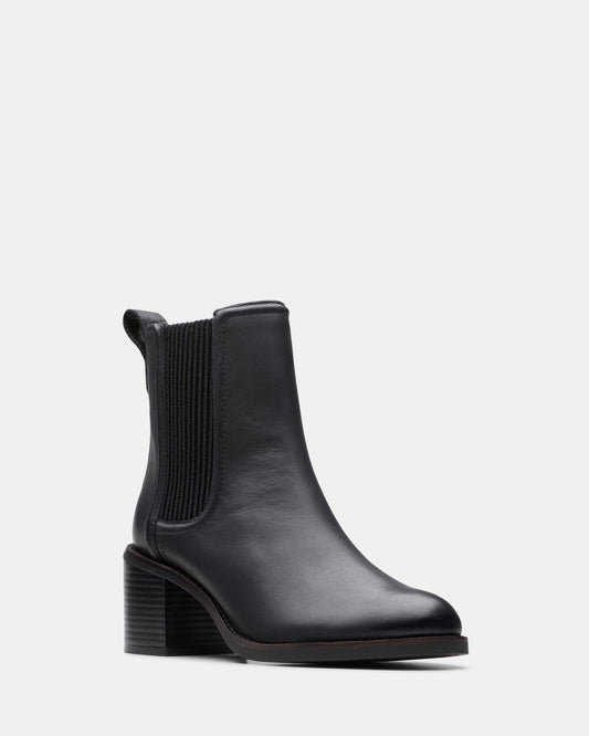 Chamberly Top Black Leather