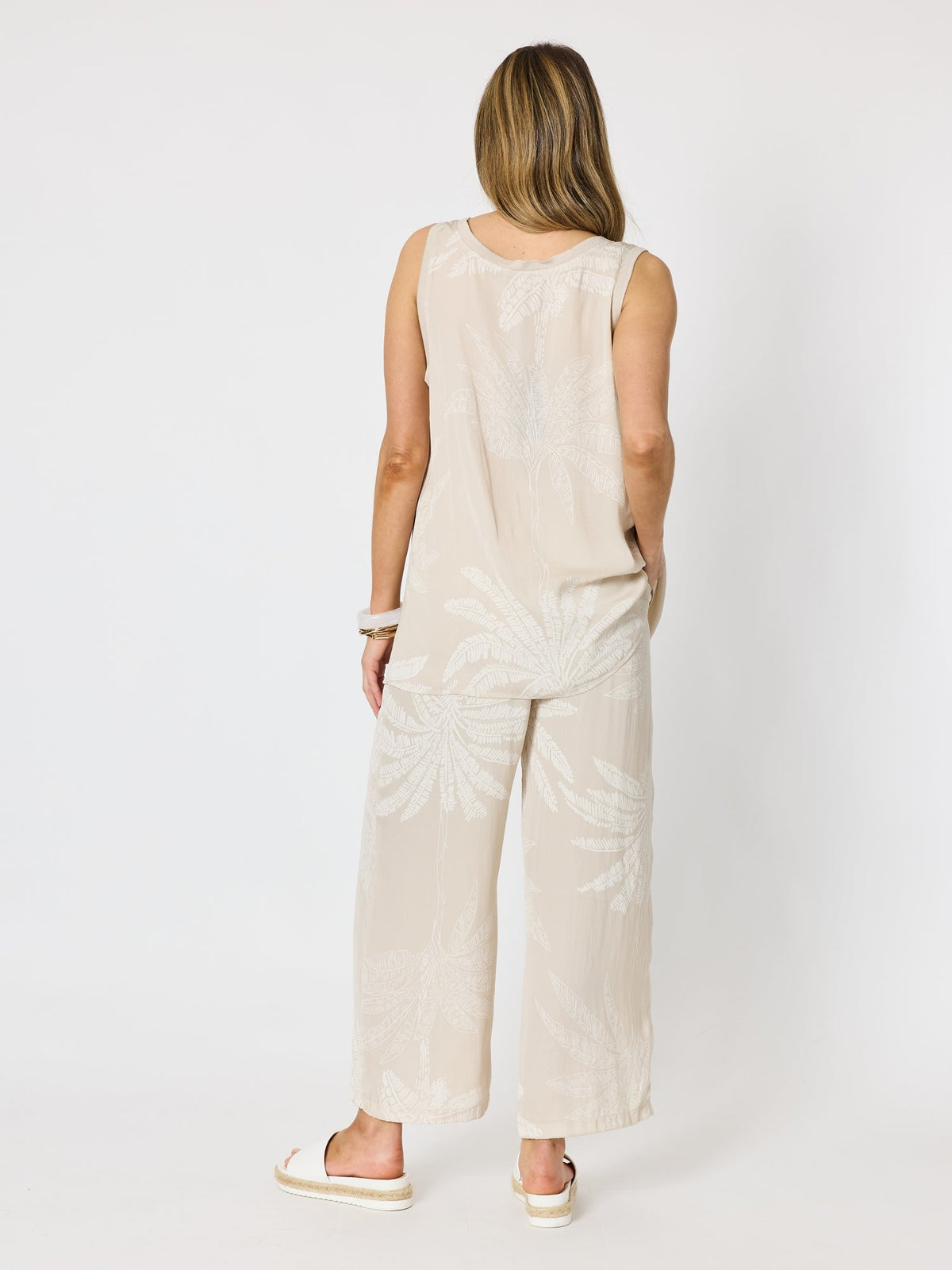 Hammock & Vine Sunset Palm Print Cami (Natural/White)