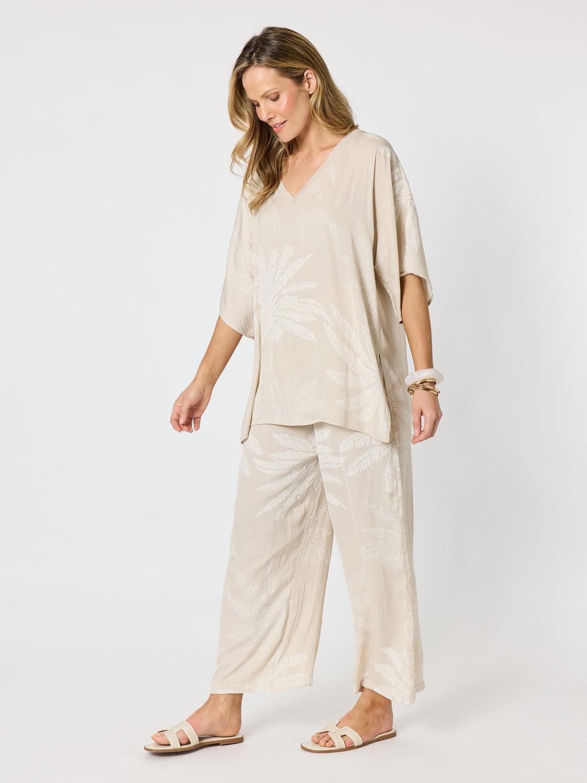 Hammock & Vine Sunset Palm Print Wide Leg Pant (Natural/White)