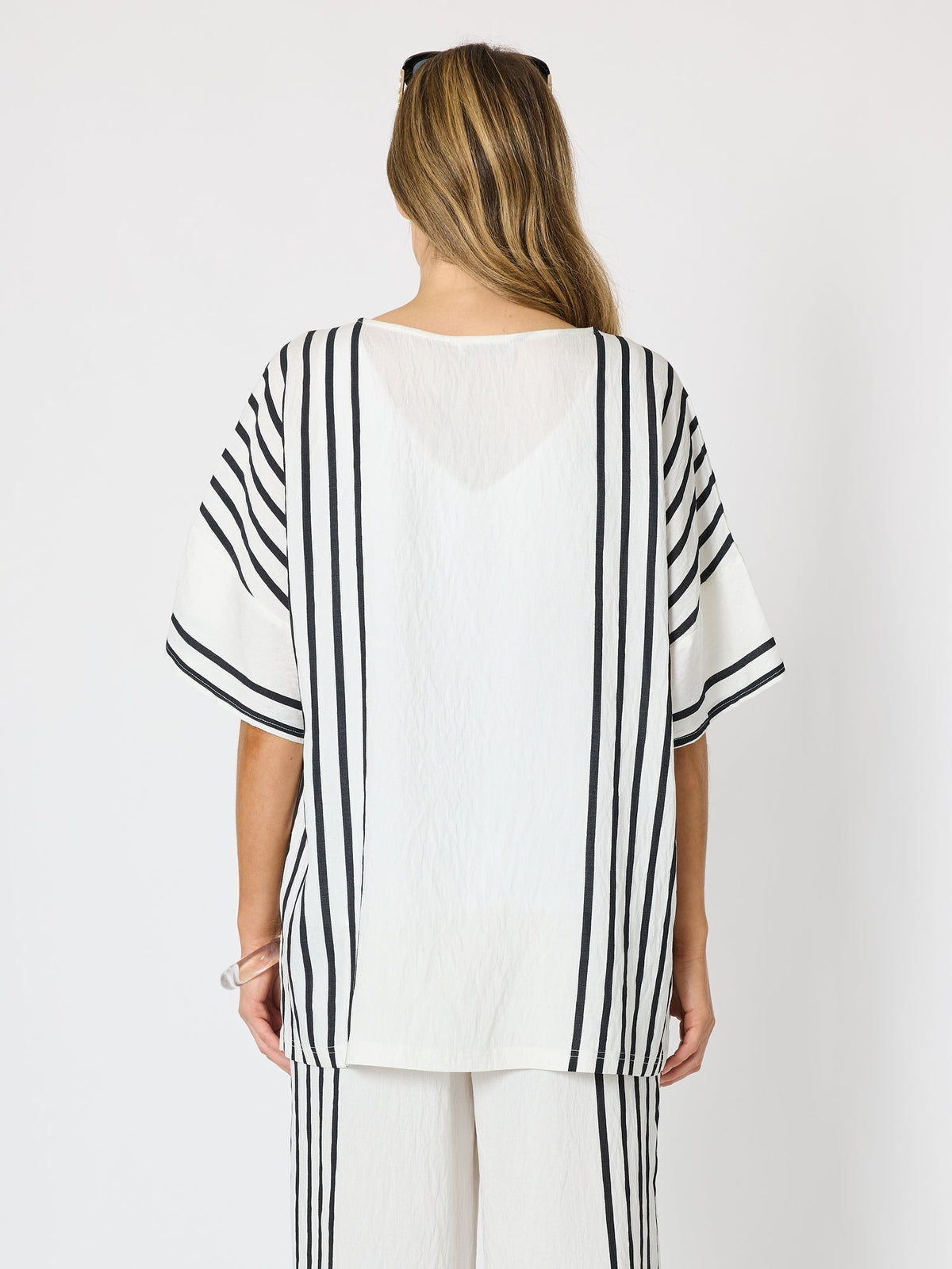 Clarity Sevilla Stripe Top (White/Black)