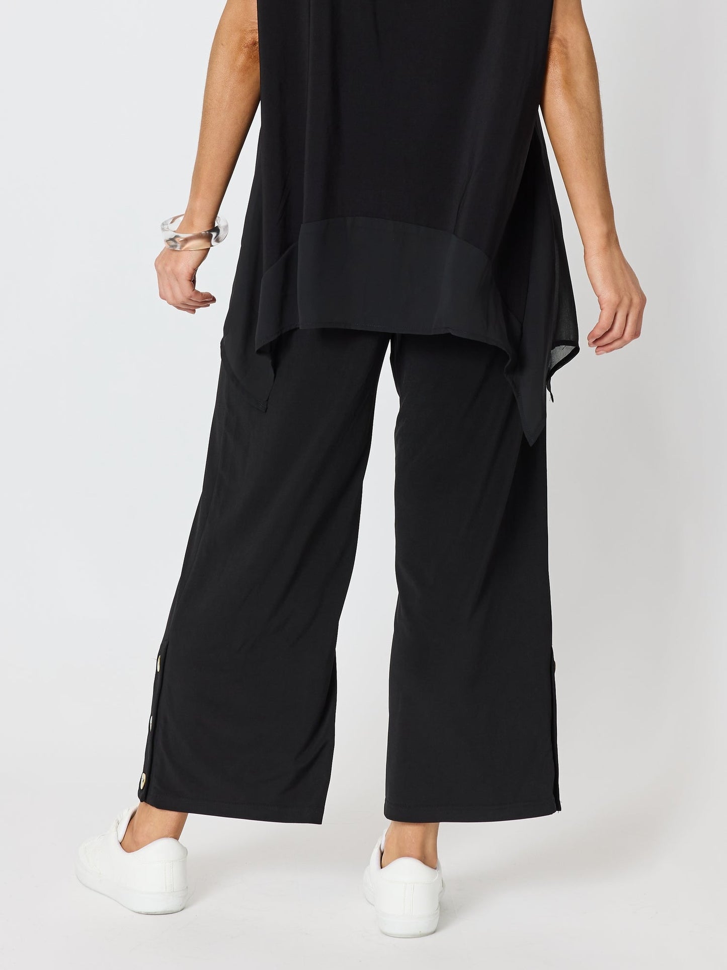 Clarity Traveller Button Hem Pant (Black)