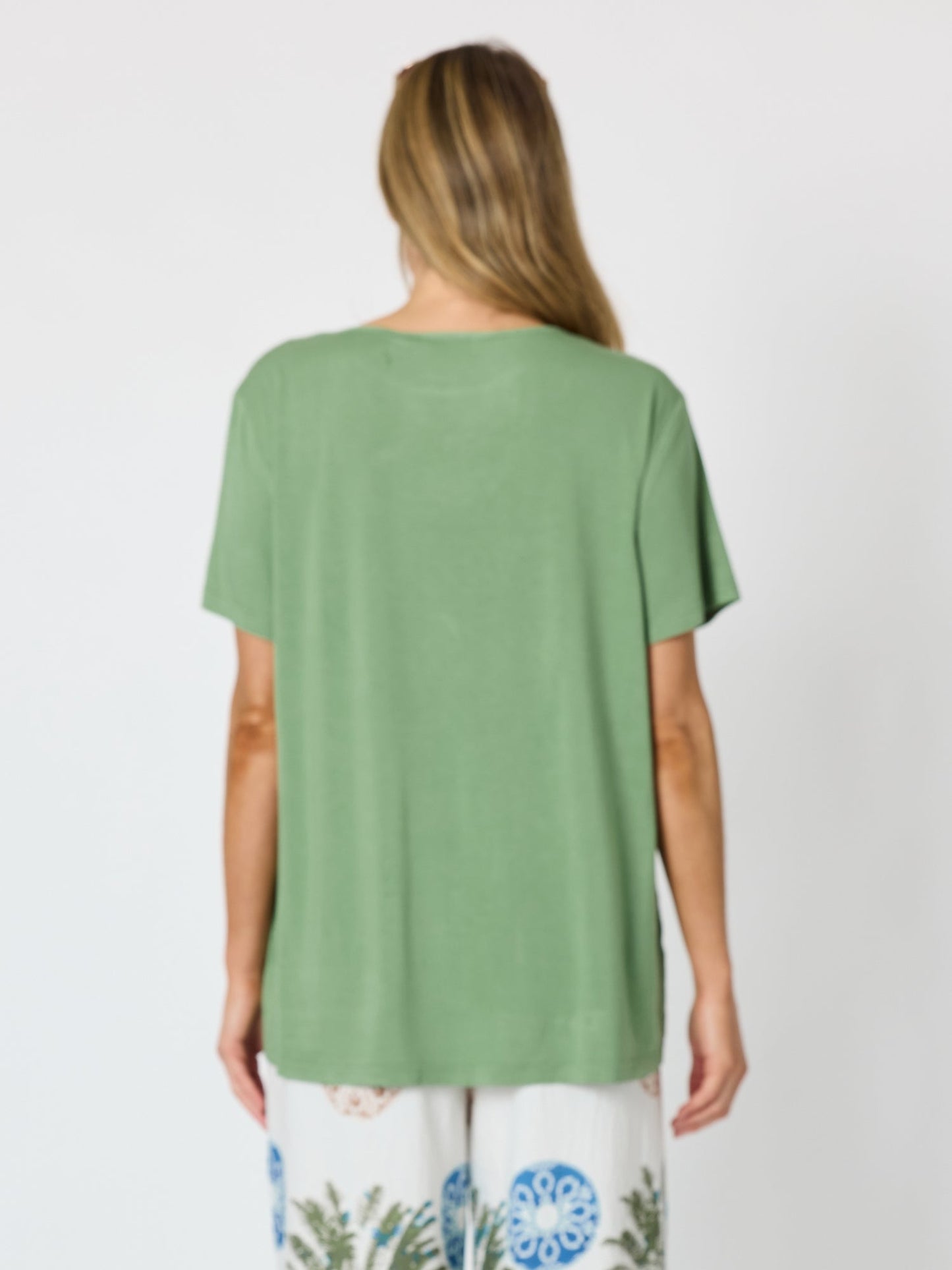 Clarity Bay Leaf Print Top (Fern Multi)