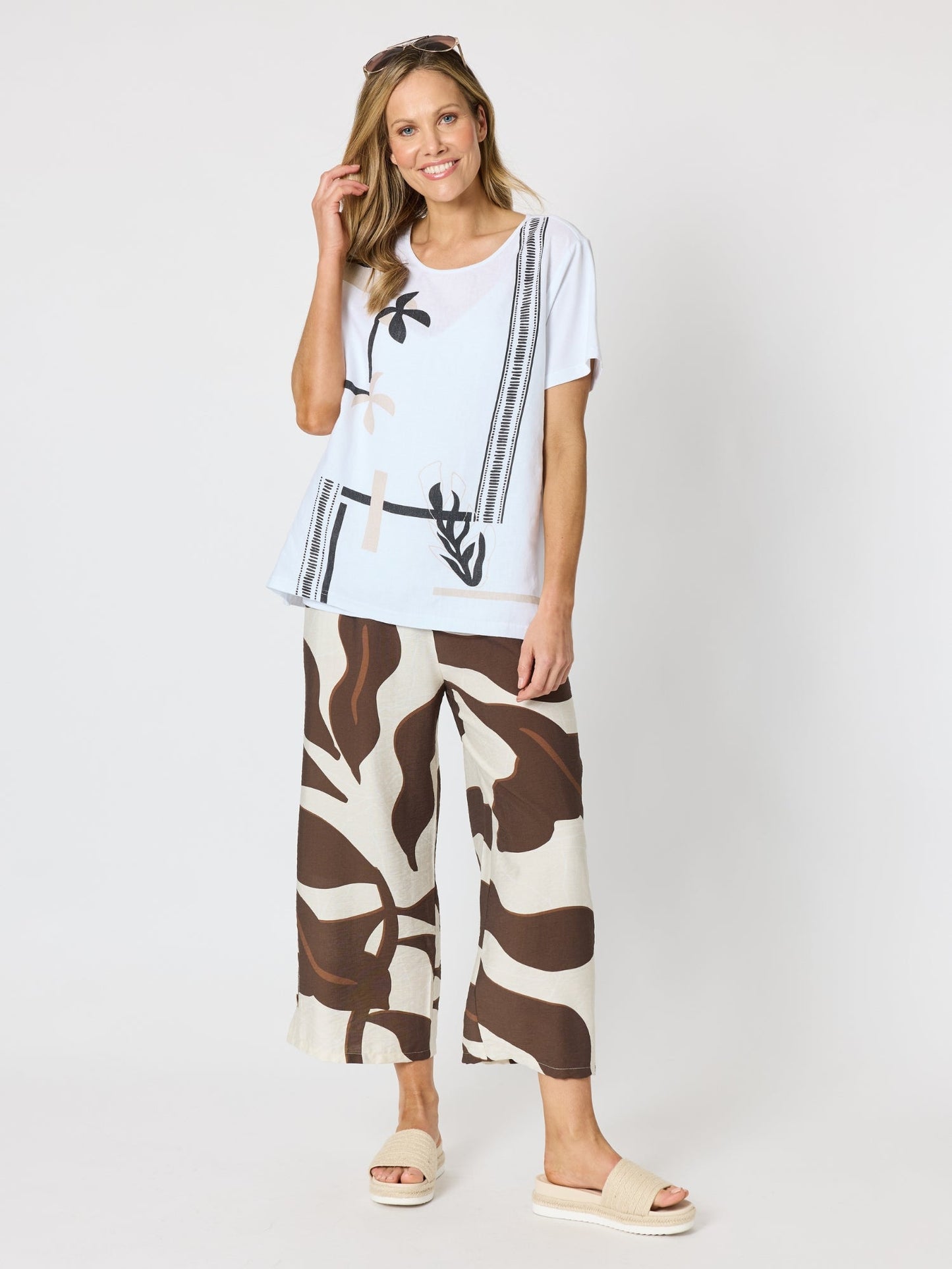 Clarity Bay Leaf Print Top (White Mocha)
