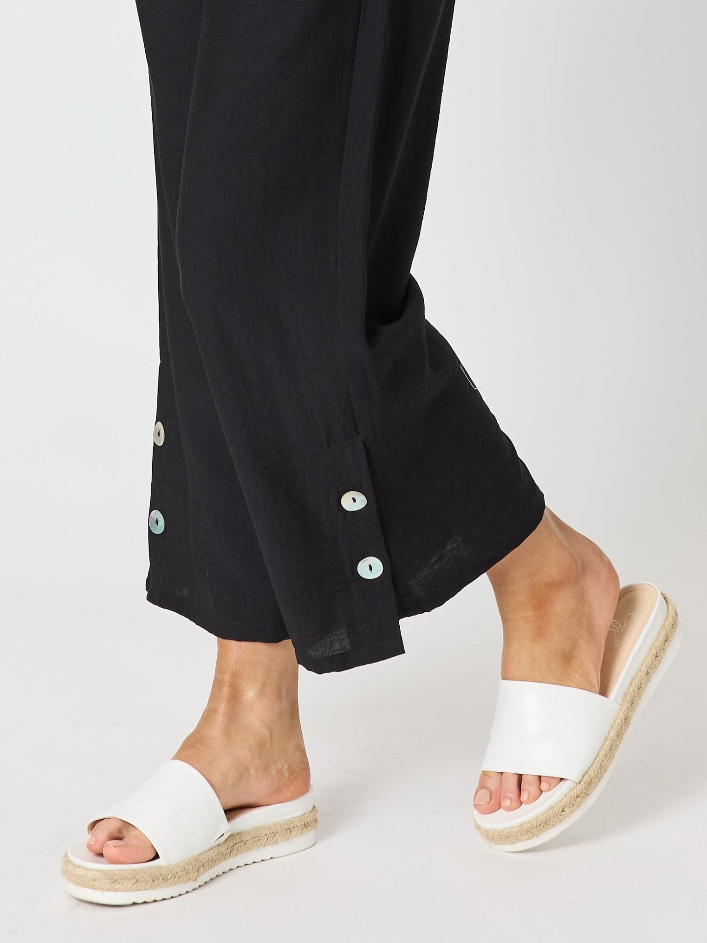 Clarity Essential Button Wide Leg Pant (Black)