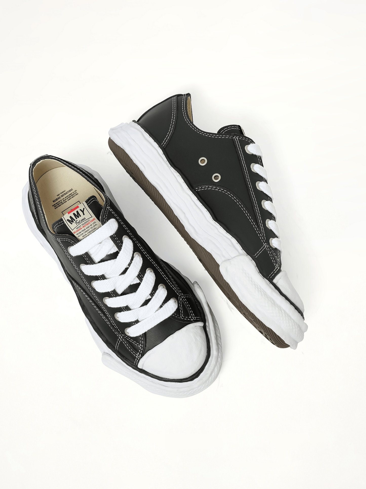 MAISON MIHARA YASUHIRO Peterson 23 OG Low Leather Sneaker (Black)