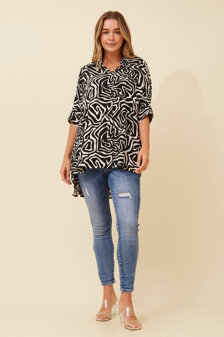 SAMIRA ABSTRACT PRINT SHIRT (Nougat)