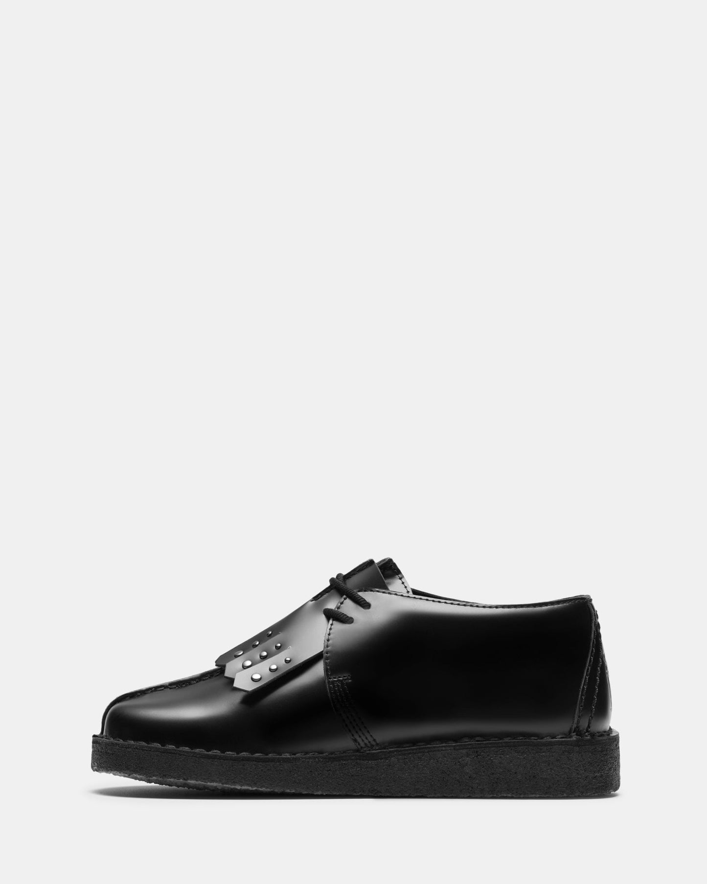 Desert Trek. (w) Black Interest Leather