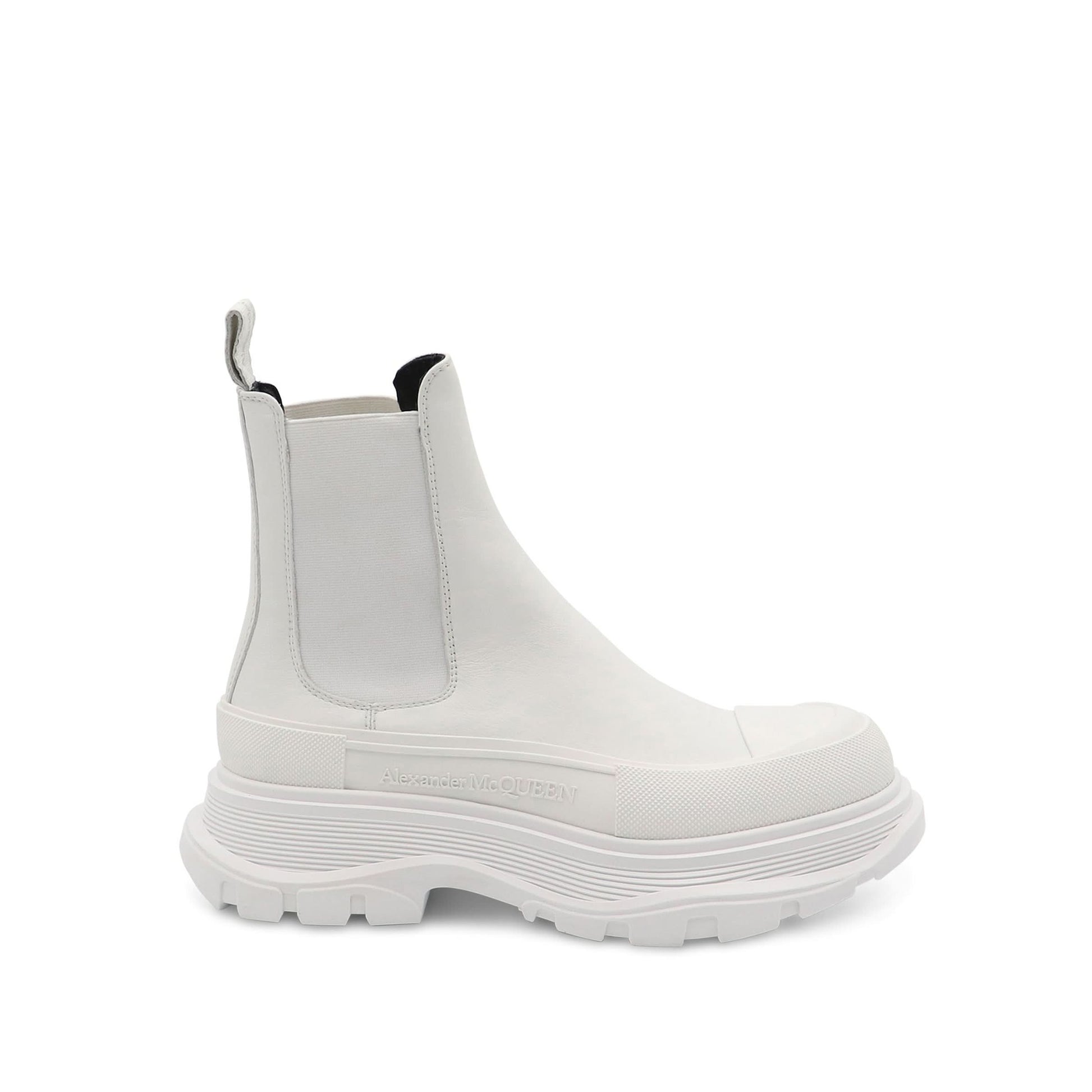 Image of Boots. Productname: ALEXANDER McQUEEN Tread Slick Chelsea Boots in WHITE/SILVER colour by brand - ALEXANDER McQUEEN