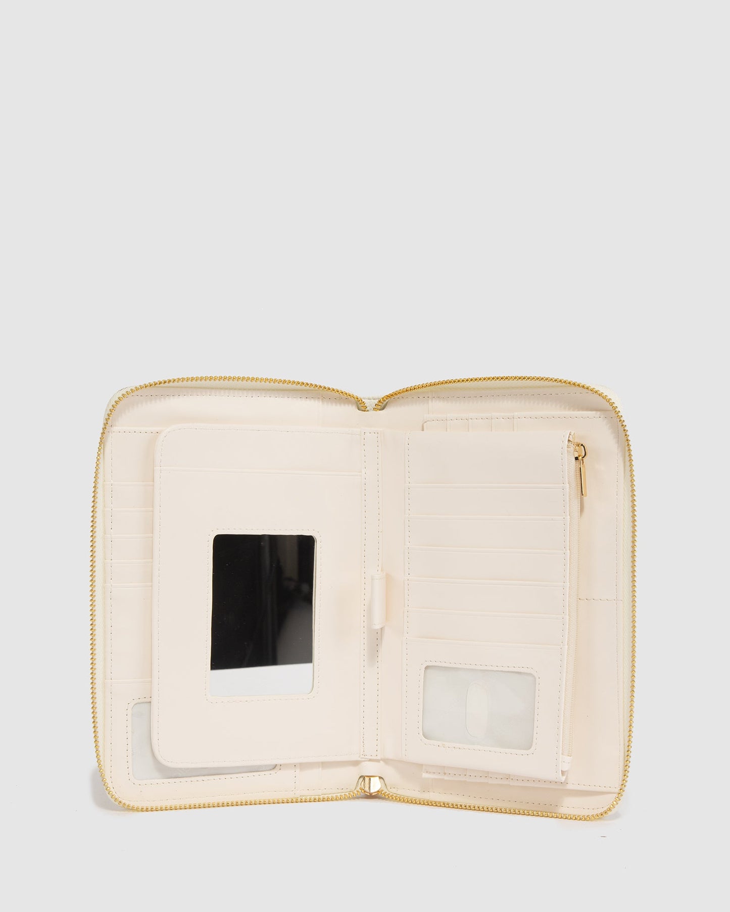 Colette by Colette Hayman Suzanah Travel Wallet (White)