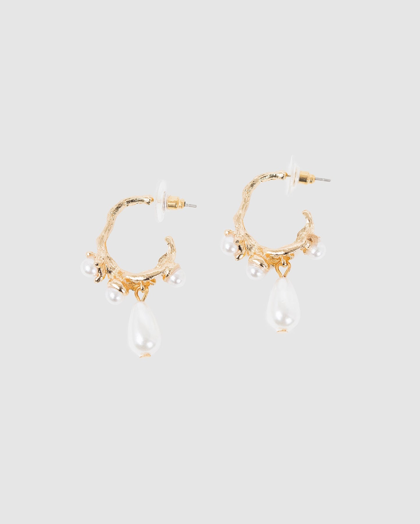 Colette by Colette Hayman Hoop Earrings (Pearl)