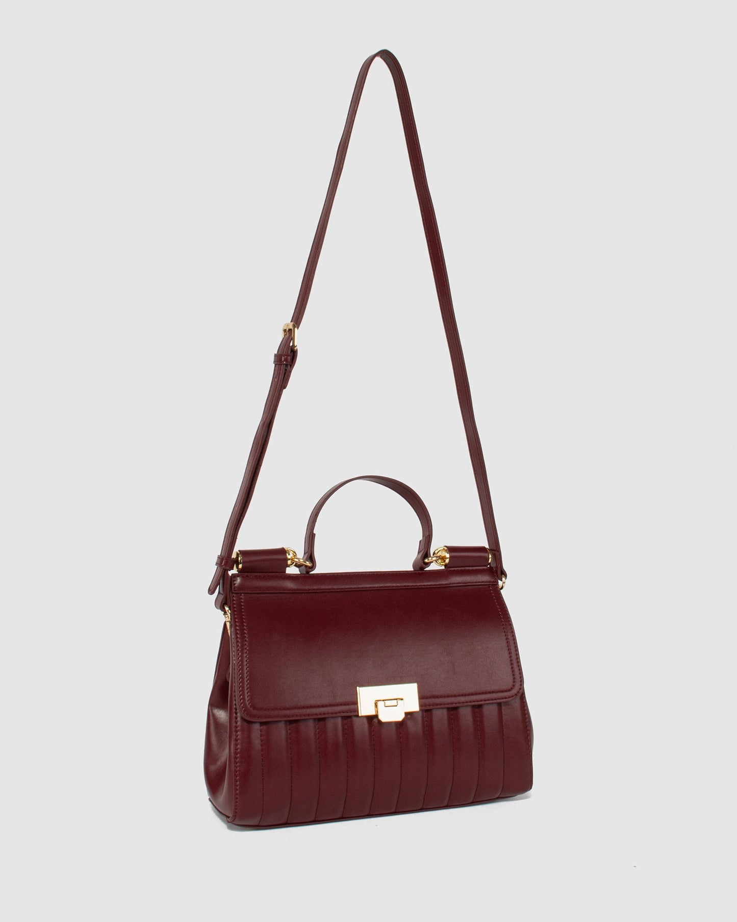 Colette by Colette Hayman Asma Buckle Quilt Top Handle (Berry)