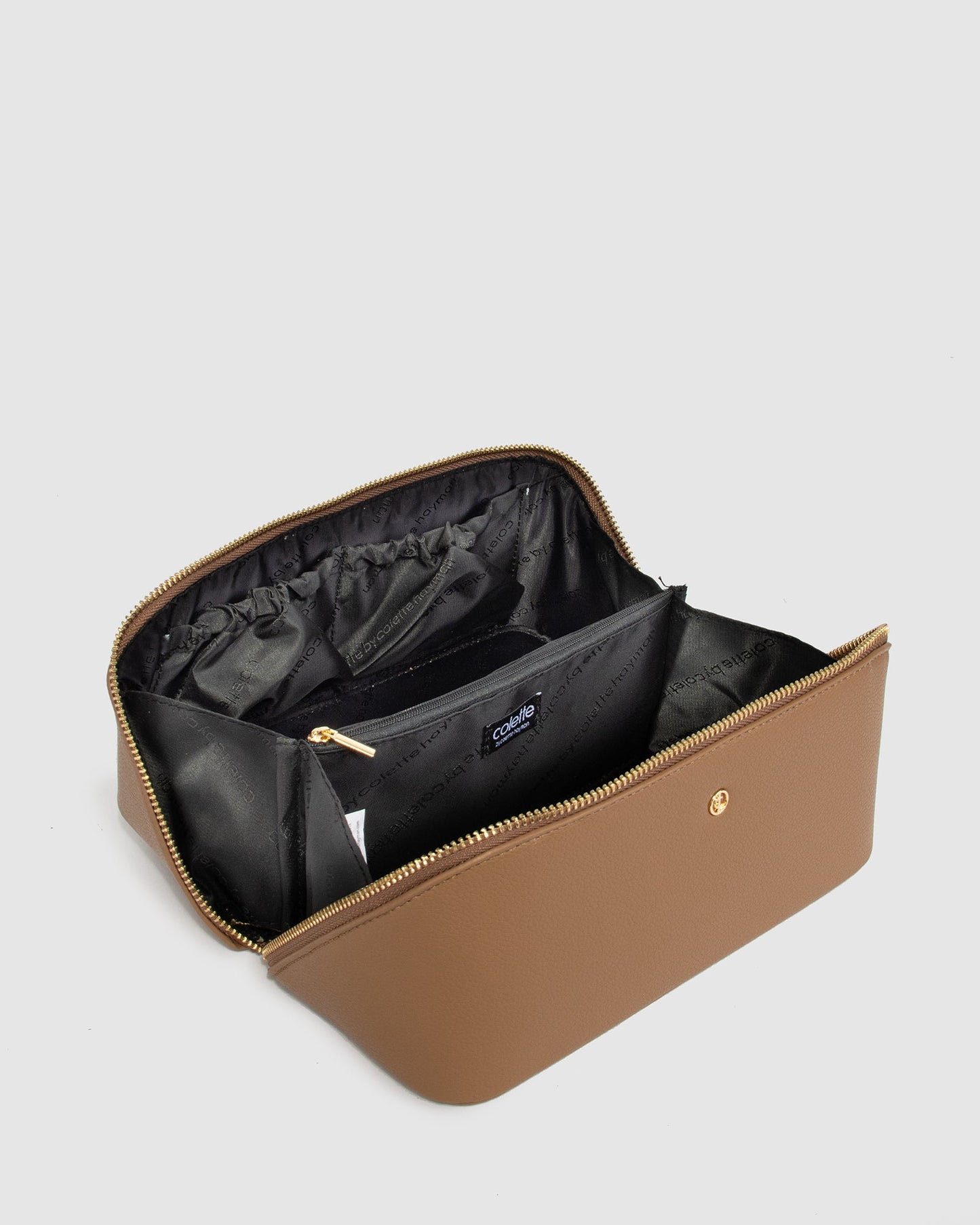 Colette by Colette Hayman Fold Out Cosmetic Case (Caramel)
