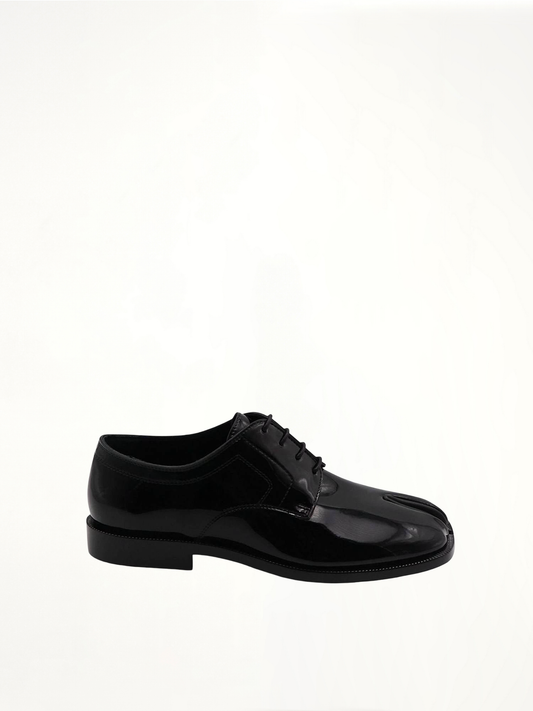 Image of Footwear. Productname: MAISON MARGIELA Tabi Lace-ups Shoes in BLACK colour by brand - MAISON MARGIELA