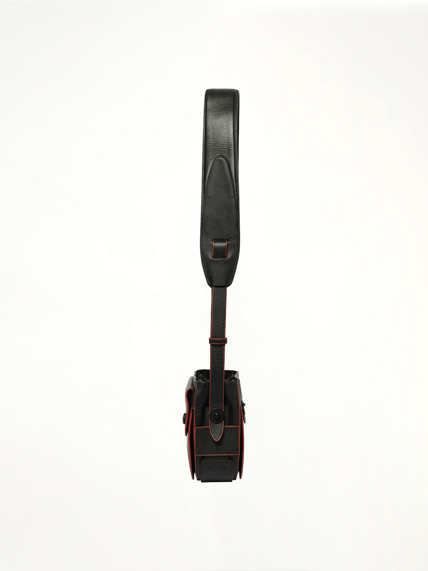 BALENCIAGA Handbag (Black)