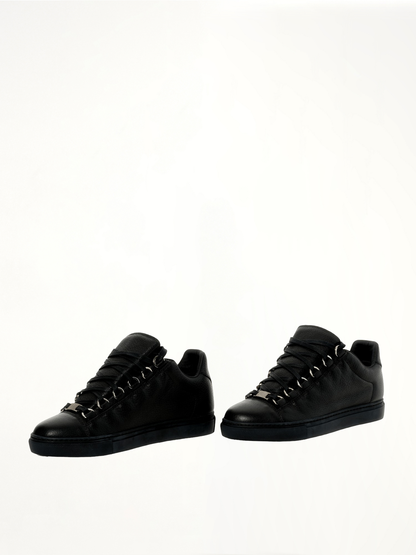 BALENCIAGA Sneaker (Black)