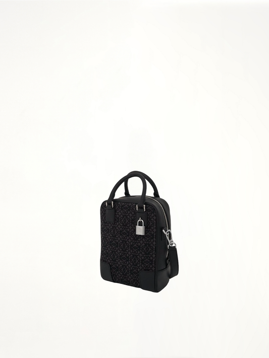 LOEWE Amazona 15 Vertical Anagram (Black)