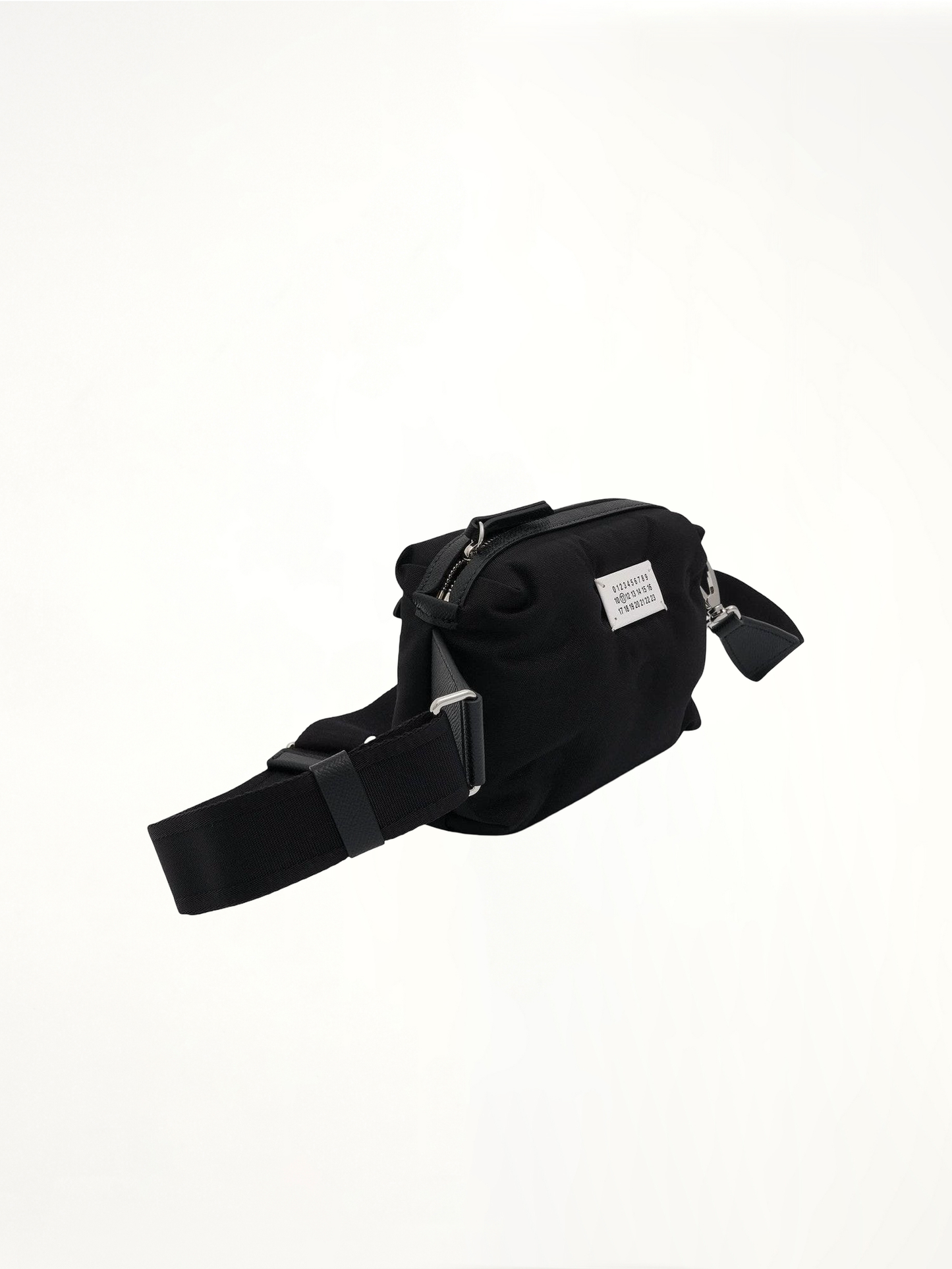 MAISON MARGIELA Glam Slam Sport on Body Bag (Black)