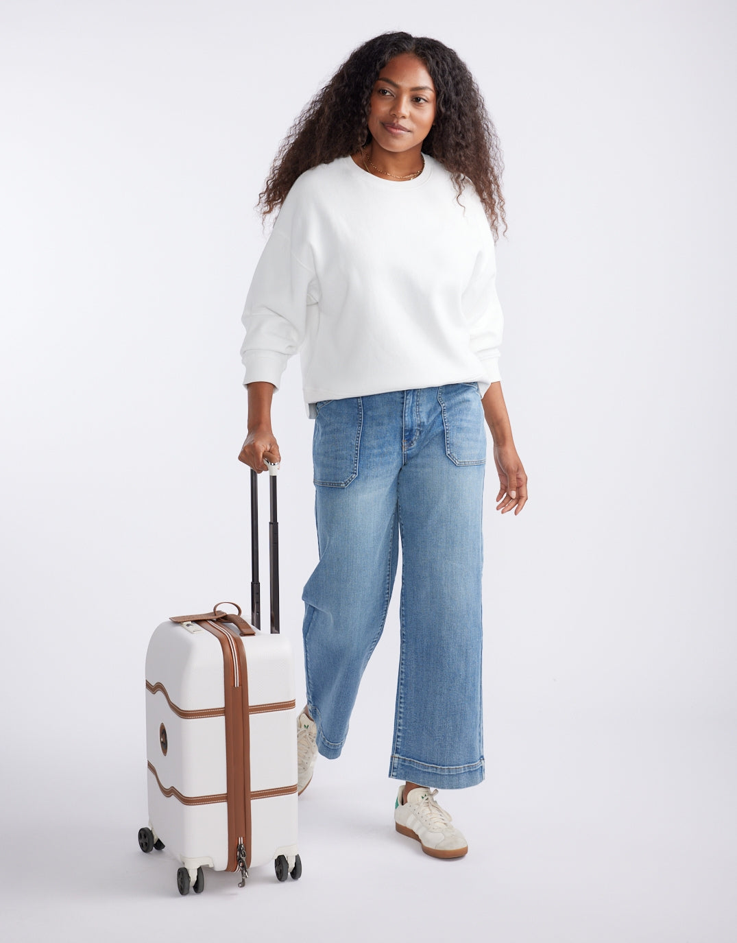 & Co. The Monogram Lounger Fleece Crew White (White)
