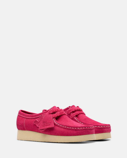 Wallabee. 2604 (w) Bright Pink Sde