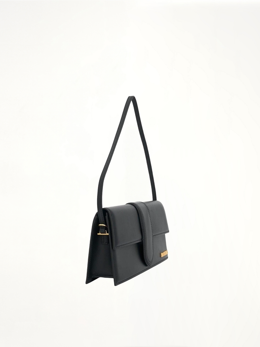 JACQUEMUS Le Bambino Long Leather Bag (Black)