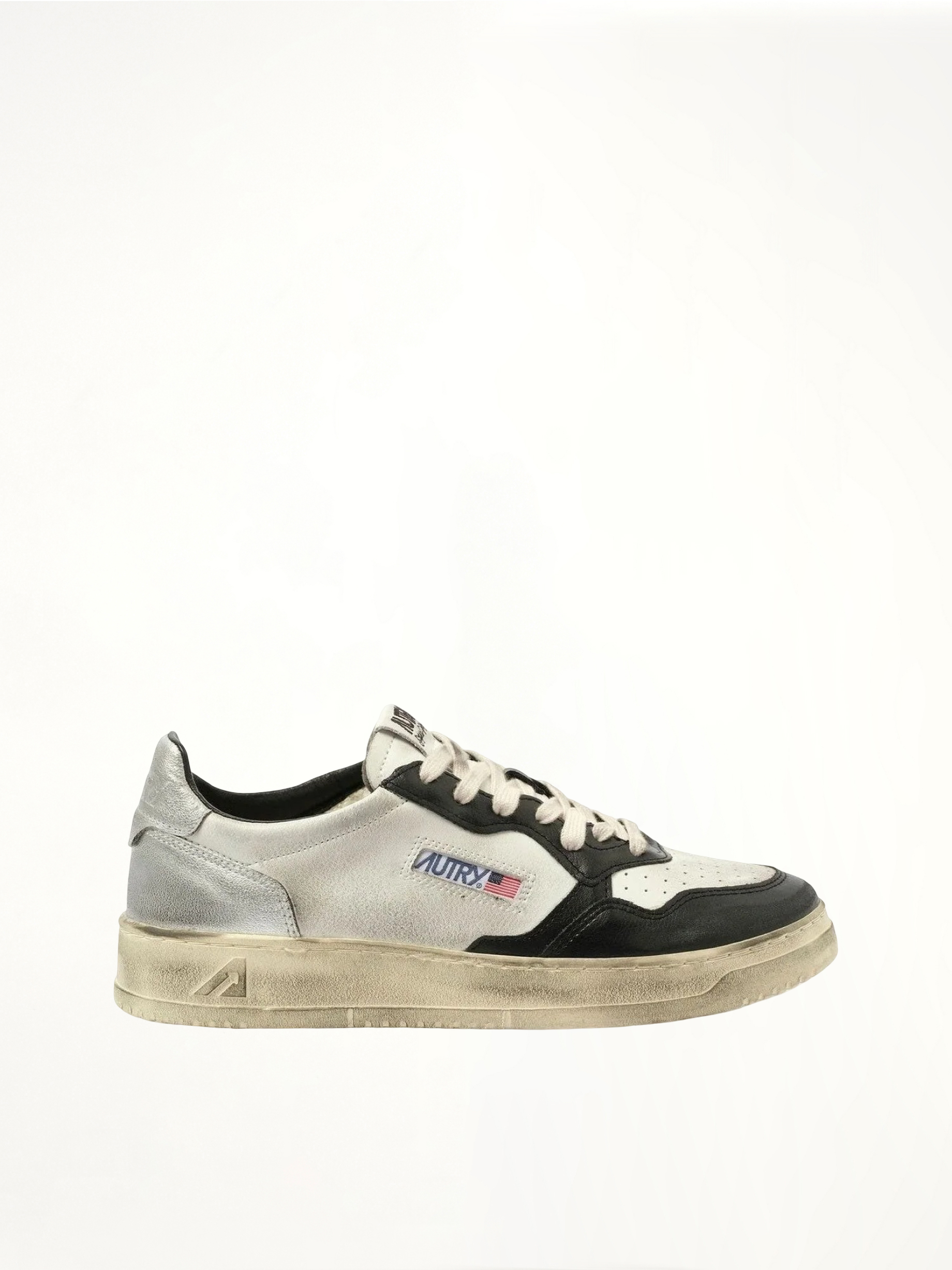 Image of Sneakers. Productname: AUTRY Sup Vint Low Sneakers in WHITE/BLACK/SILVER colour by brand - AUTRY