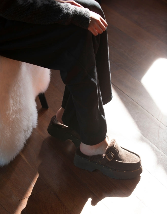 EVERAU® Merova Stud Slippers (Chocolate)