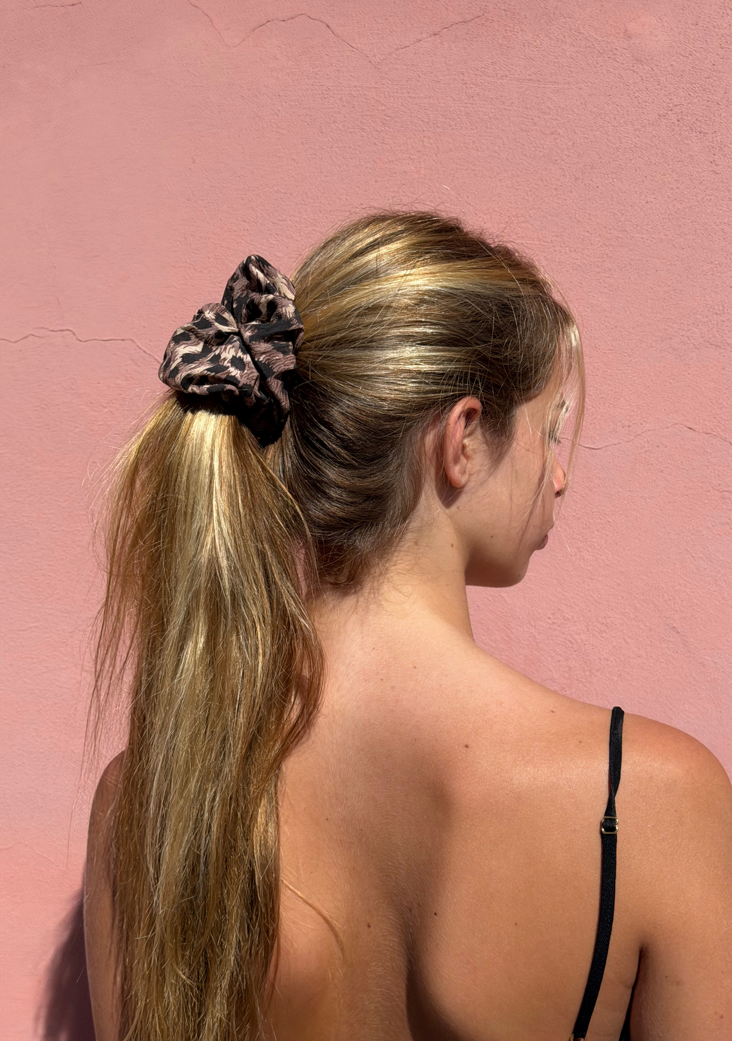 Auguste The Label Voluminous Scrunchie - Wild Leopard (Print)